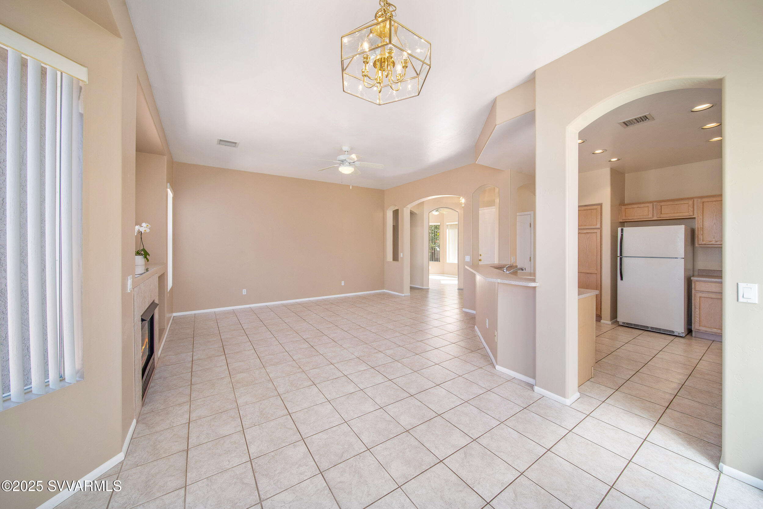 5650 E Whisper Ridge