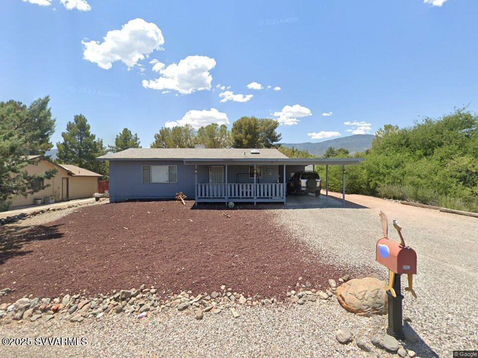 1352 S Navajo Drive