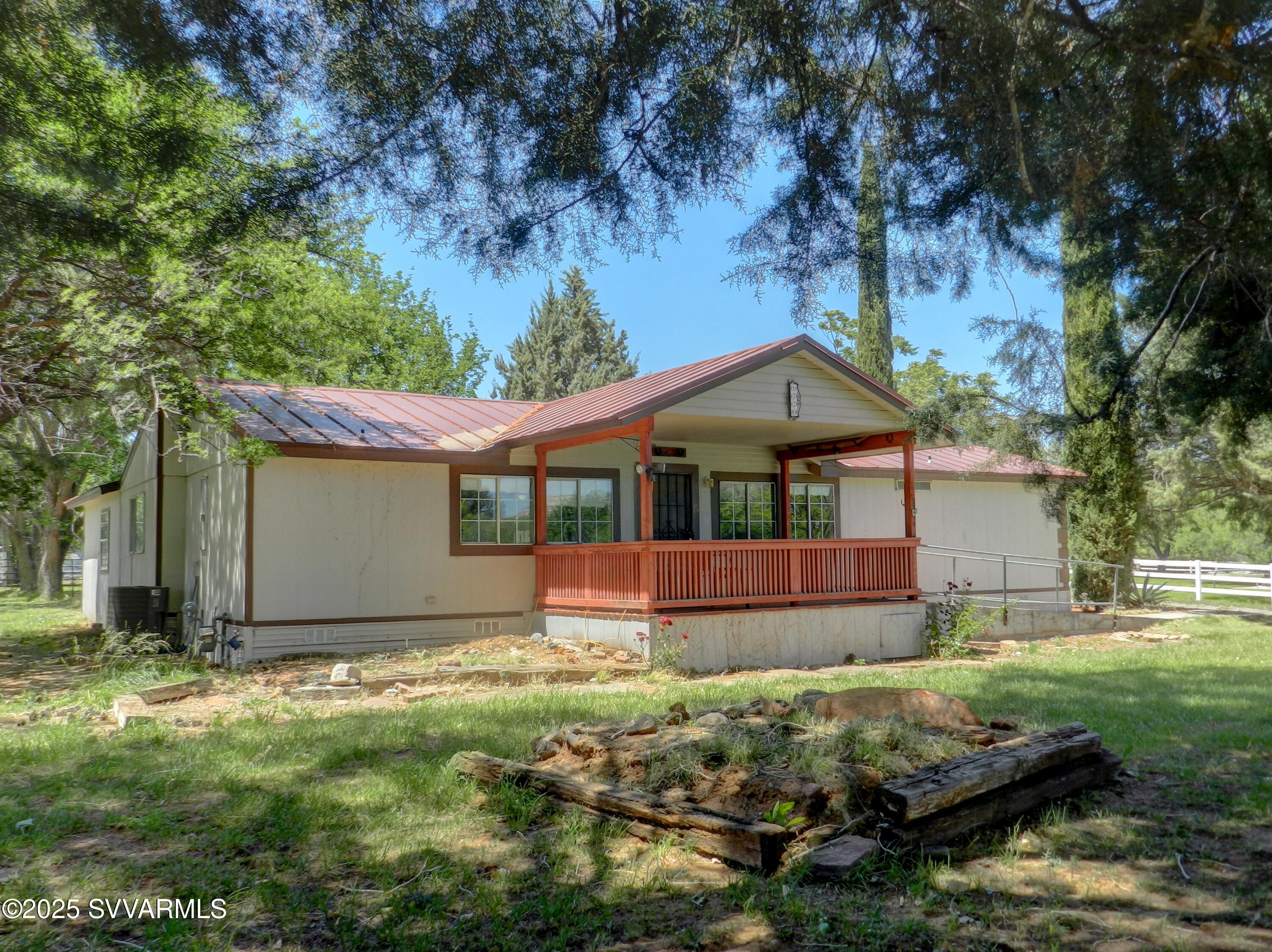 1720 W Horseshoe Bend Drive