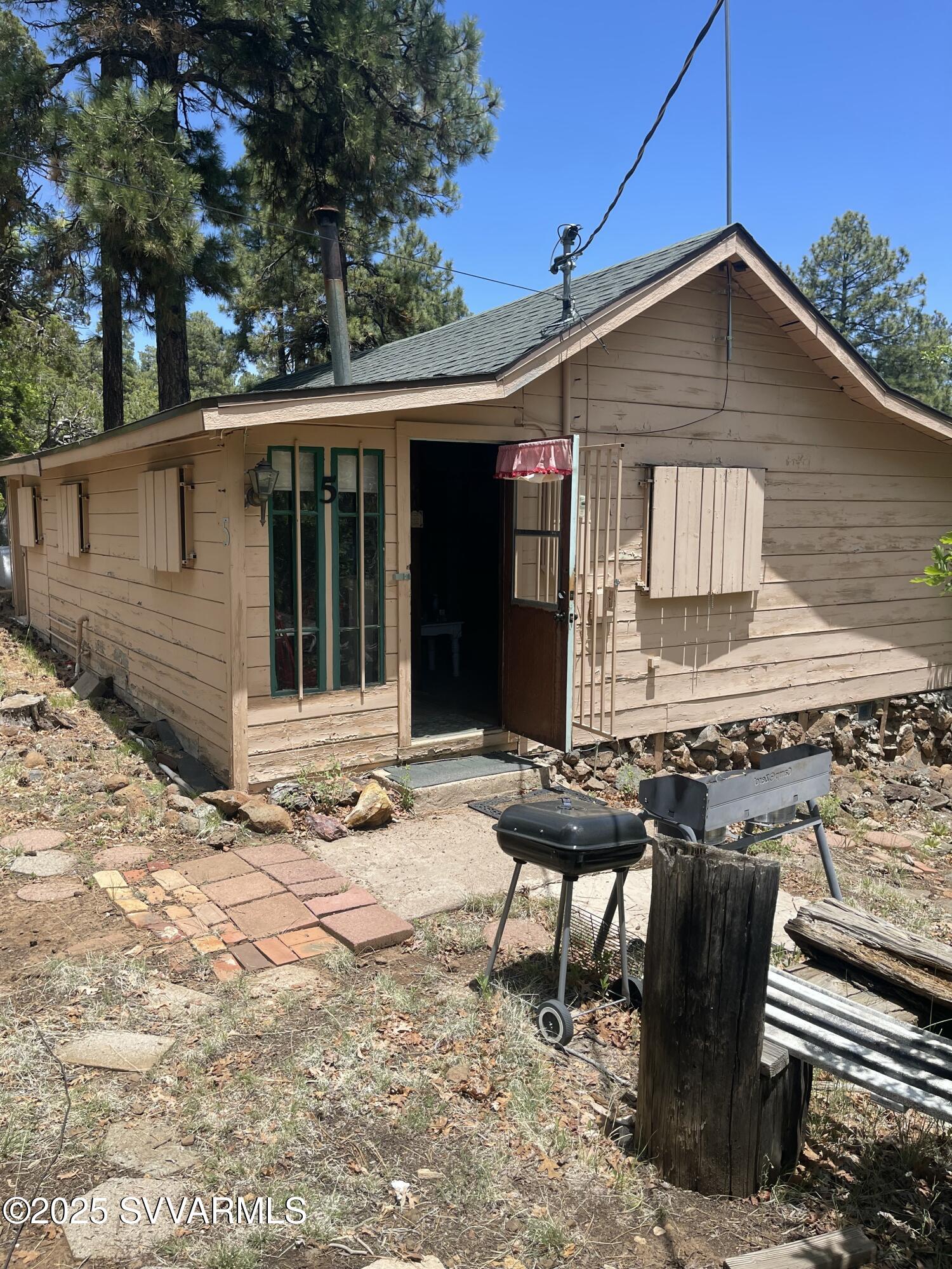 Lot 5 Mingus Summer Cabins