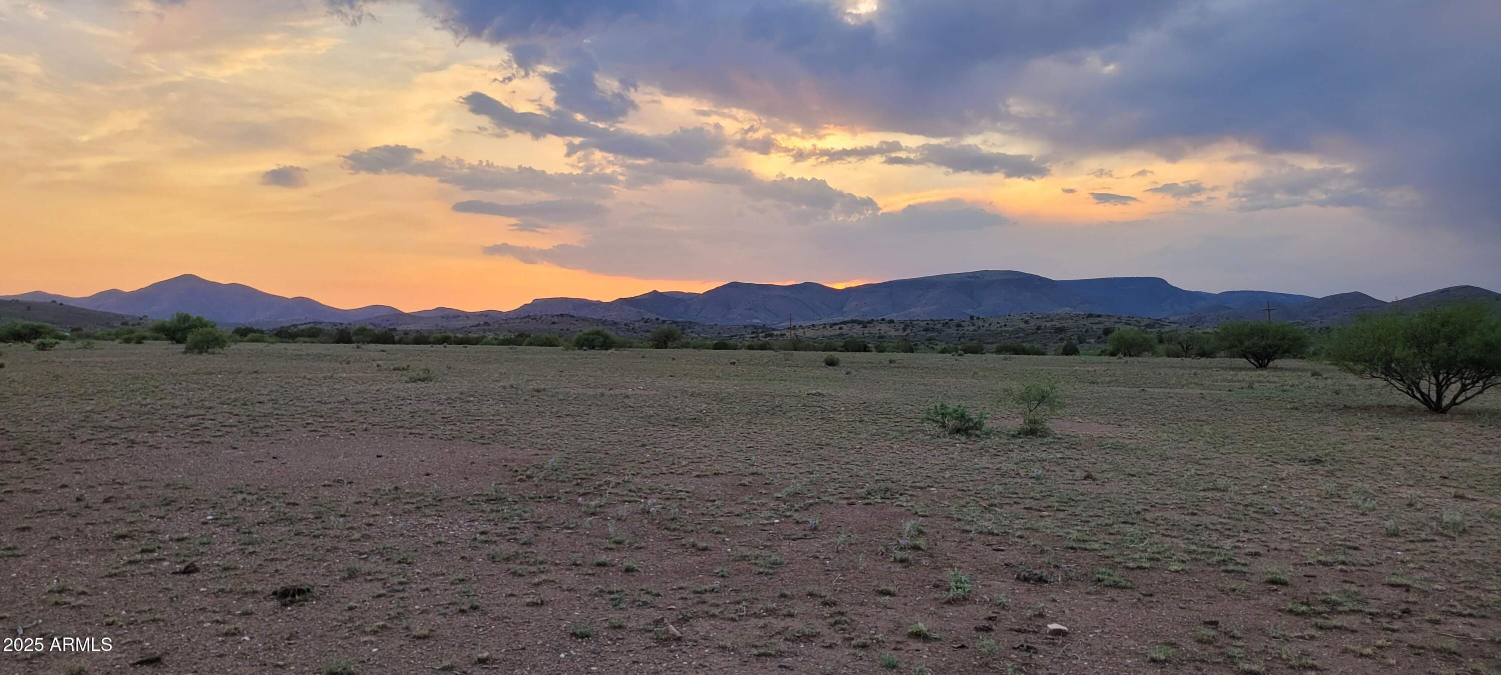 -001D S BLUE BELL Road, -