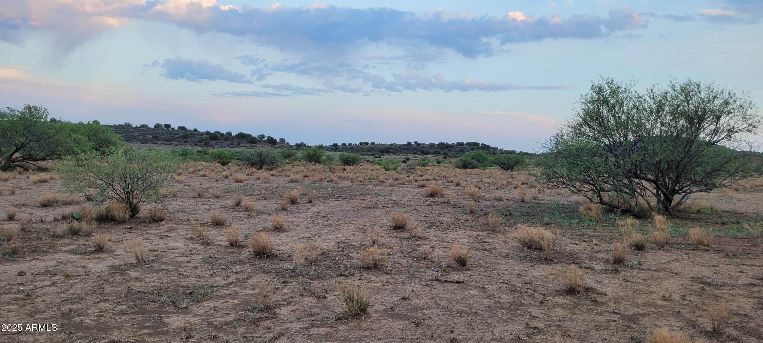 -001D S BLUE BELL Road, -