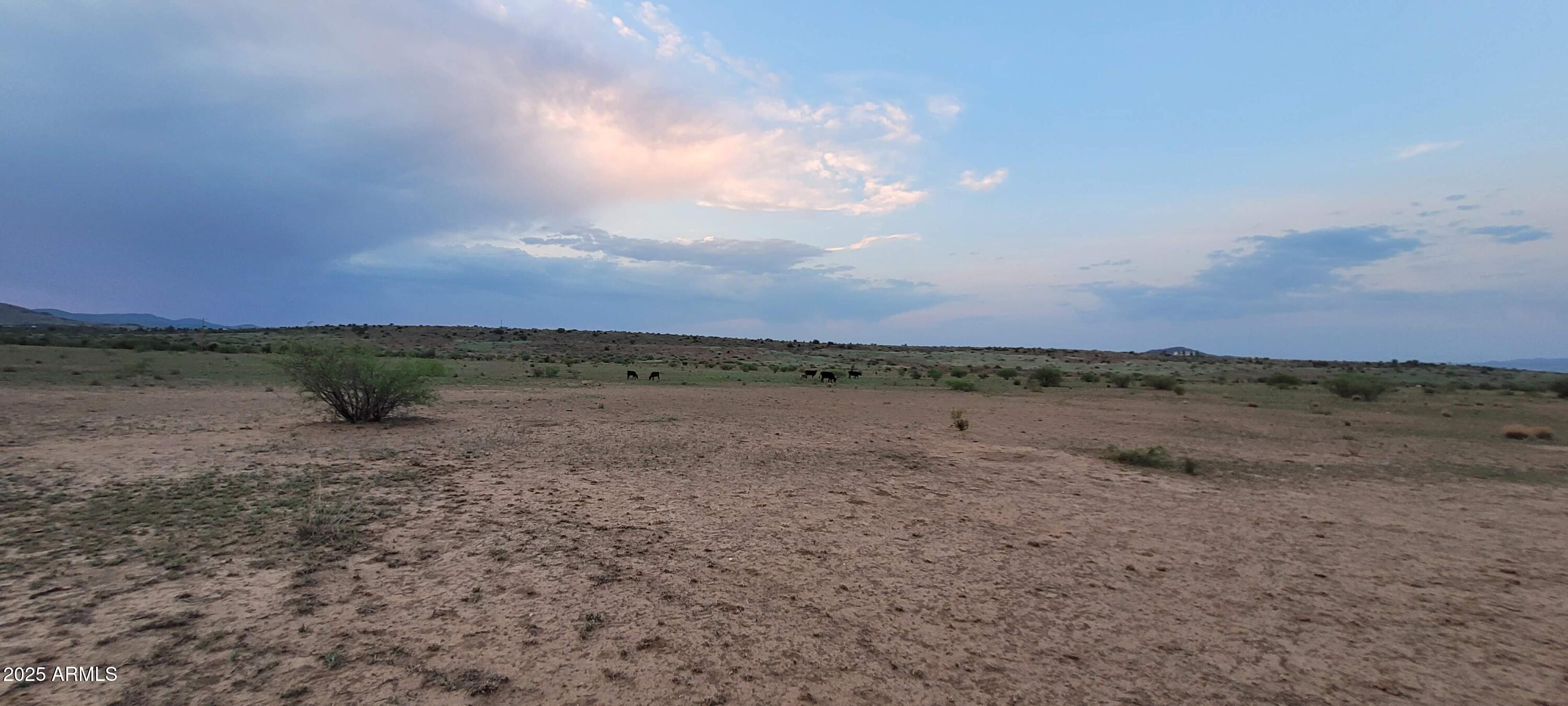 -001D S BLUE BELL Road, -