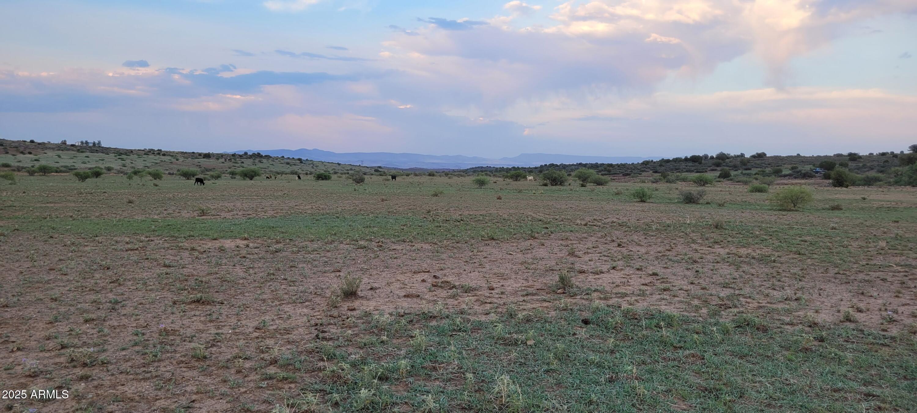 -001D S BLUE BELL Road, -