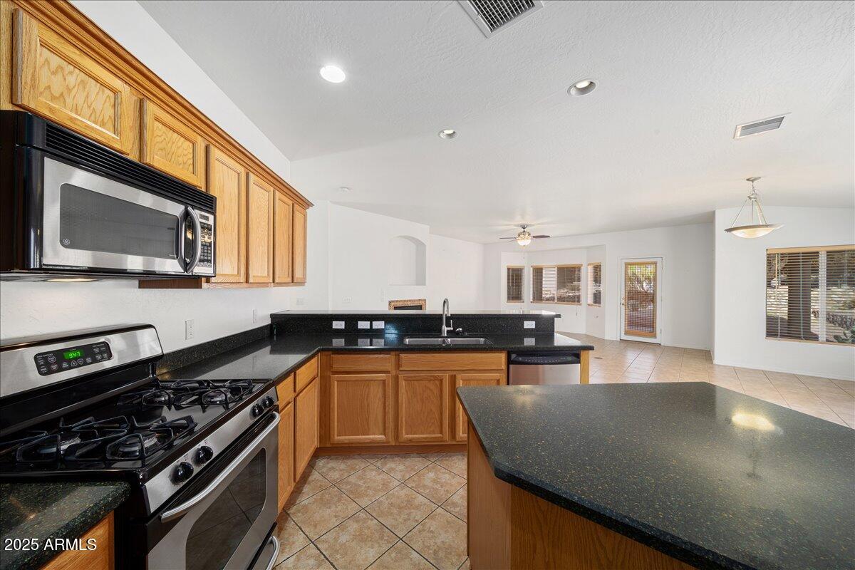 570 S SANTA FE Trail