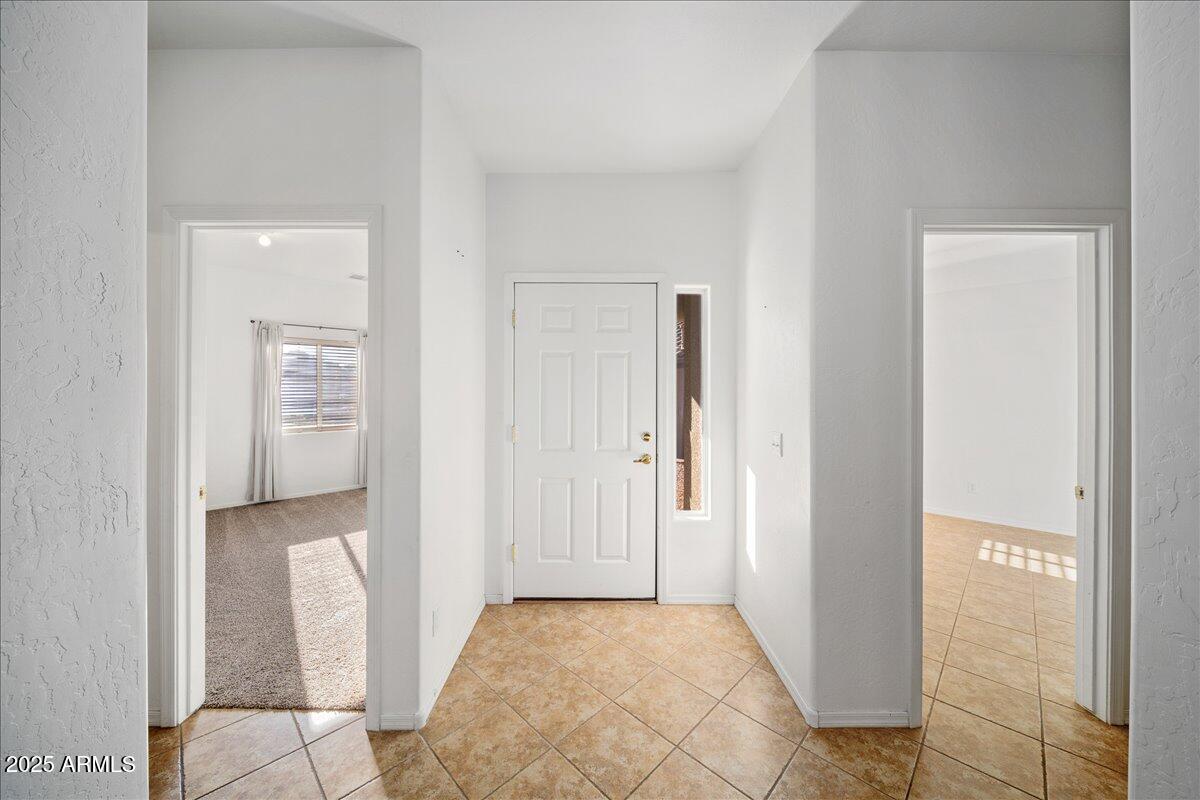 570 S SANTA FE Trail