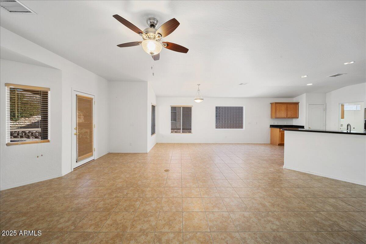 570 S SANTA FE Trail