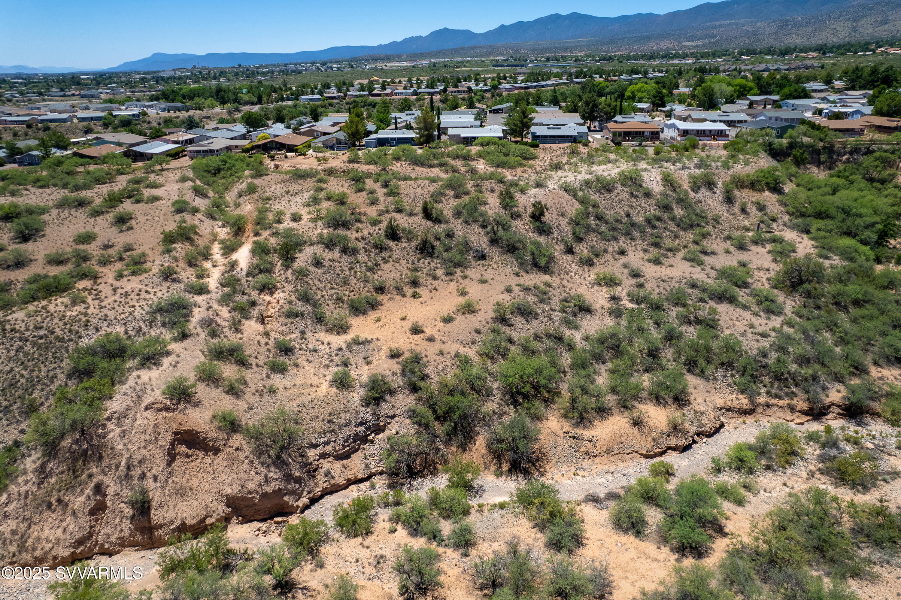 -019,-019b Off Copper Street -