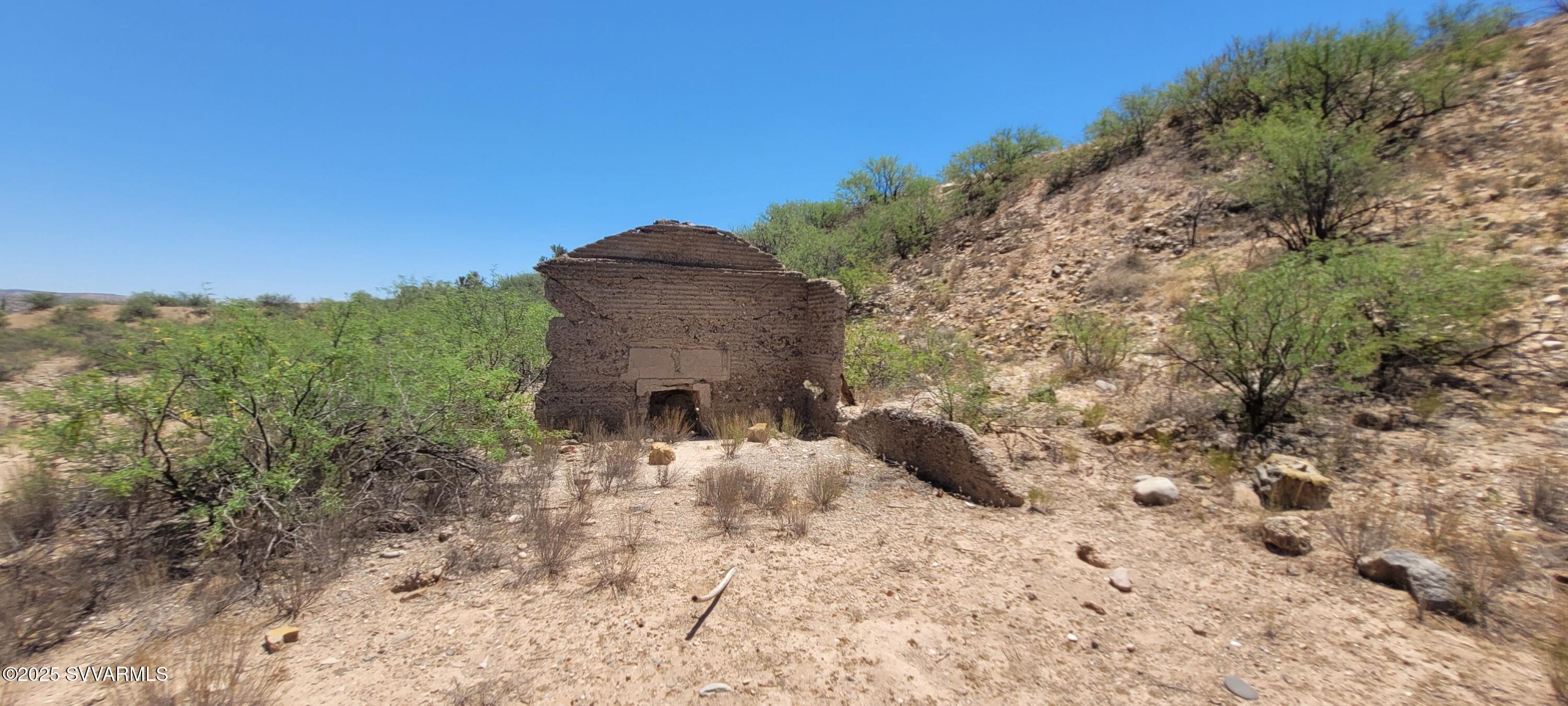 -019,-019b Off Copper Street -