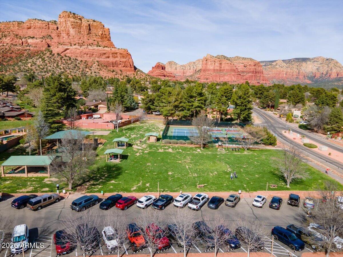 365 BELL ROCK Boulevard