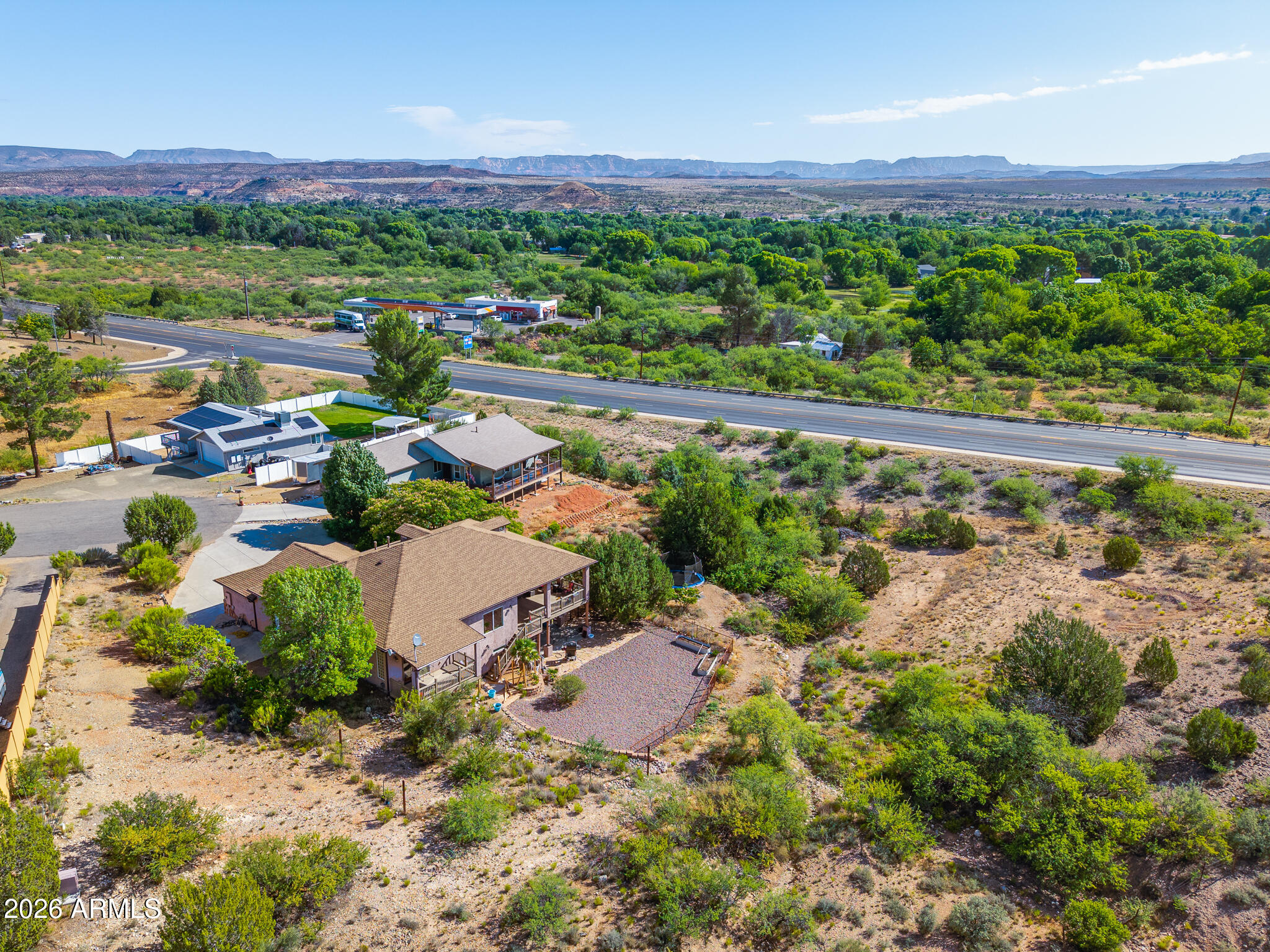 2647 E LOBO Circle