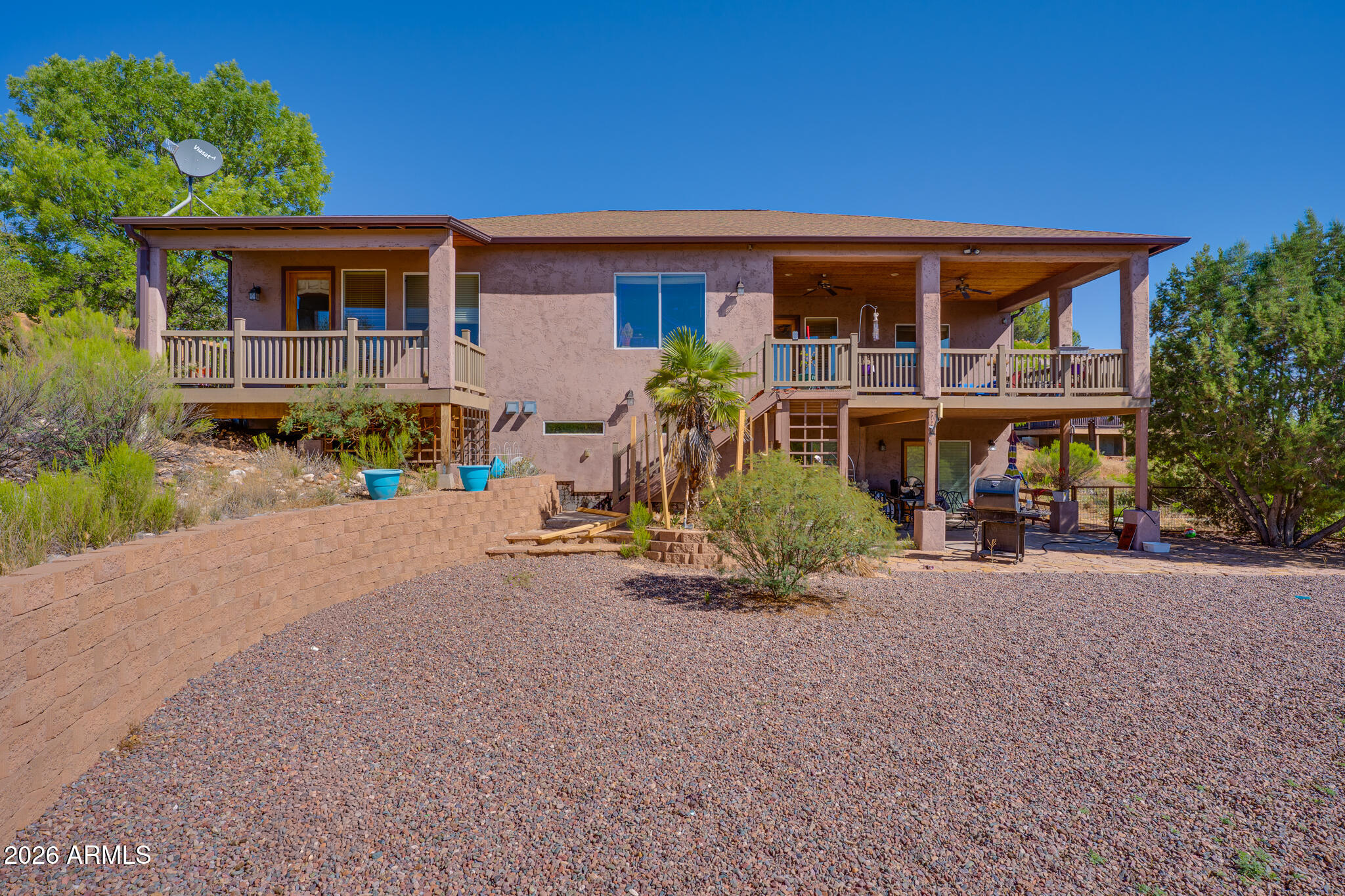 2647 E LOBO Circle
