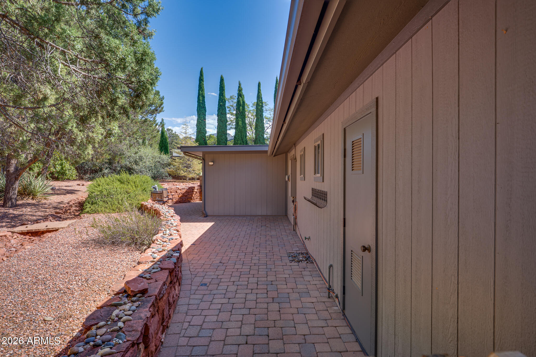 280 FLAMING ARROW Way