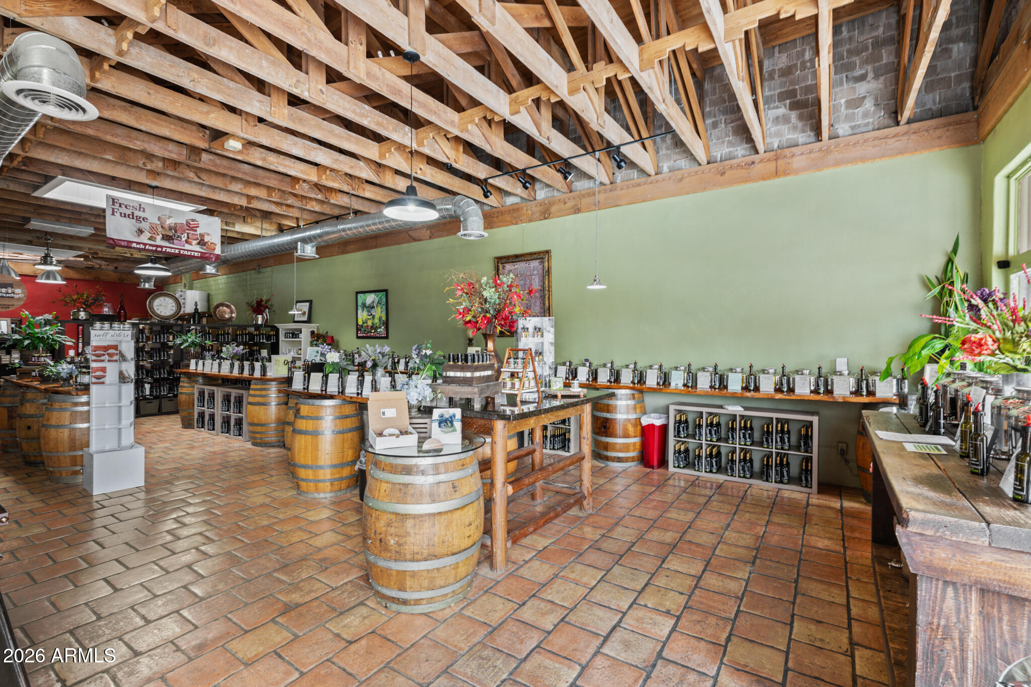 1002 N MAIN Street