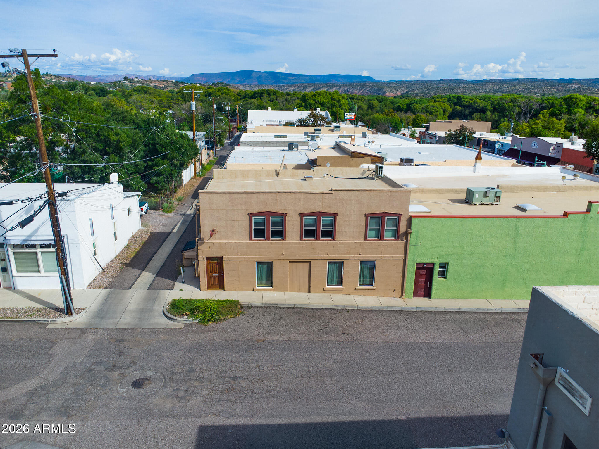 1002 N MAIN Street