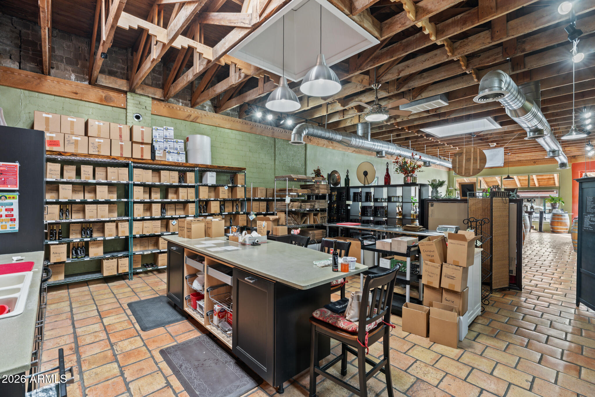 1002 N MAIN Street