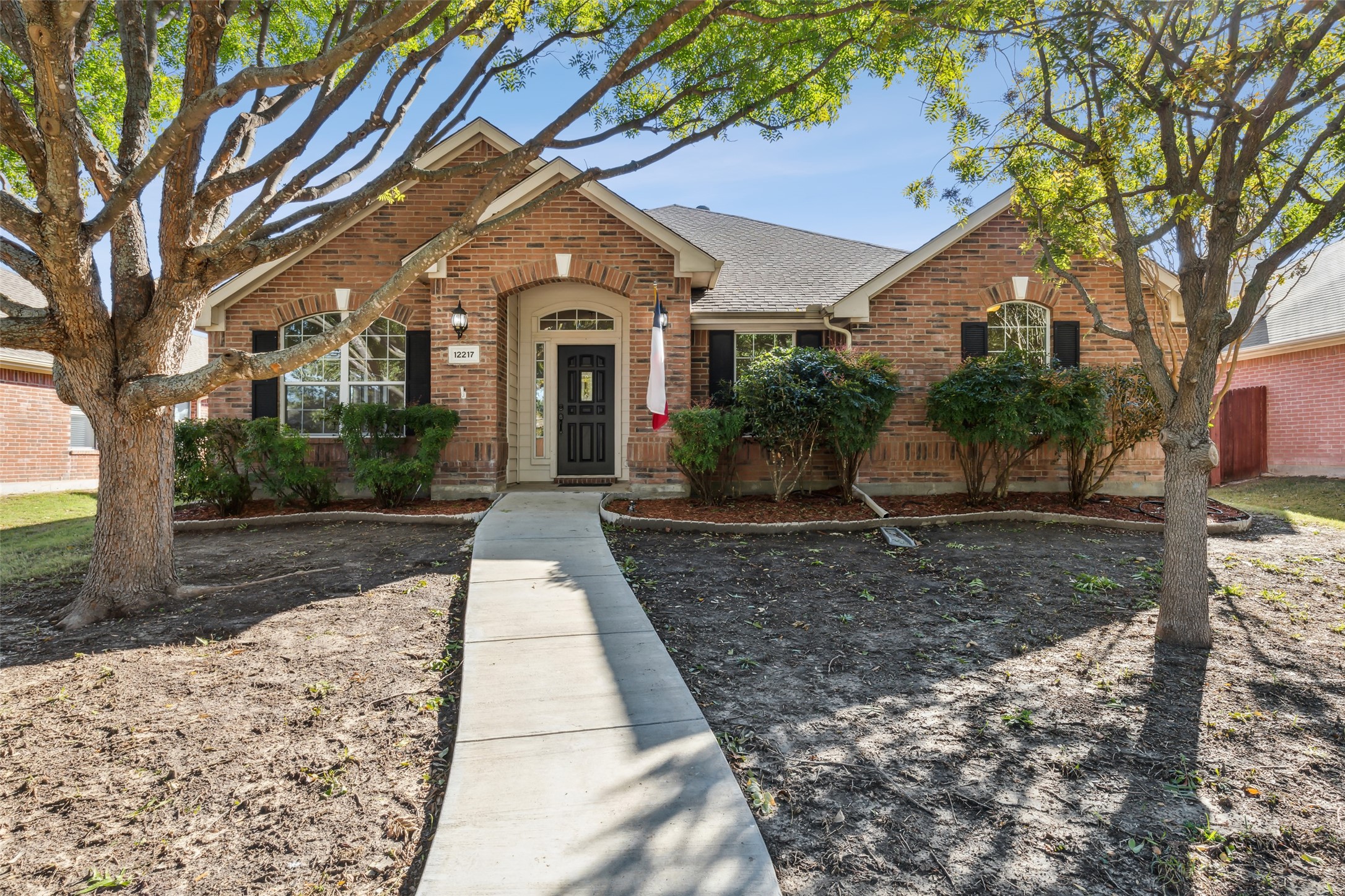 12217 Canoe Road