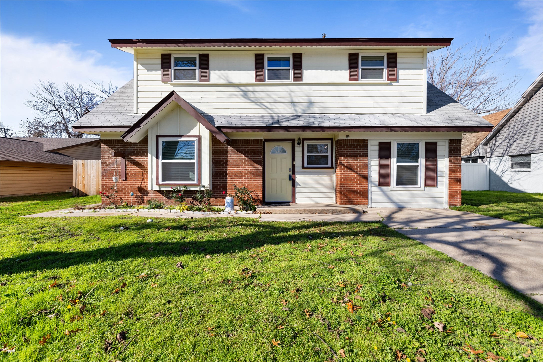 3501 Sunnydale Lane