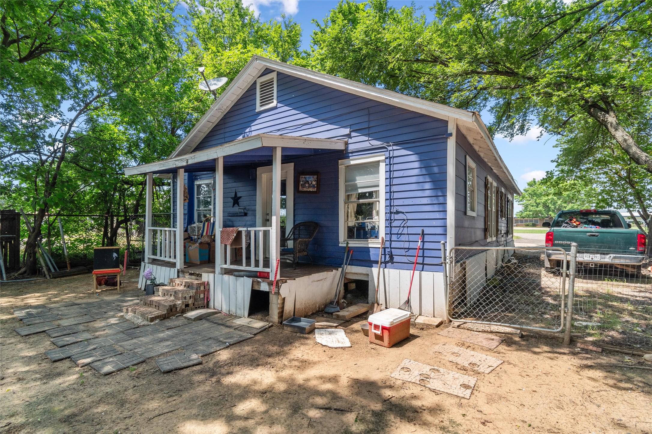 410 Tisdell Lane
