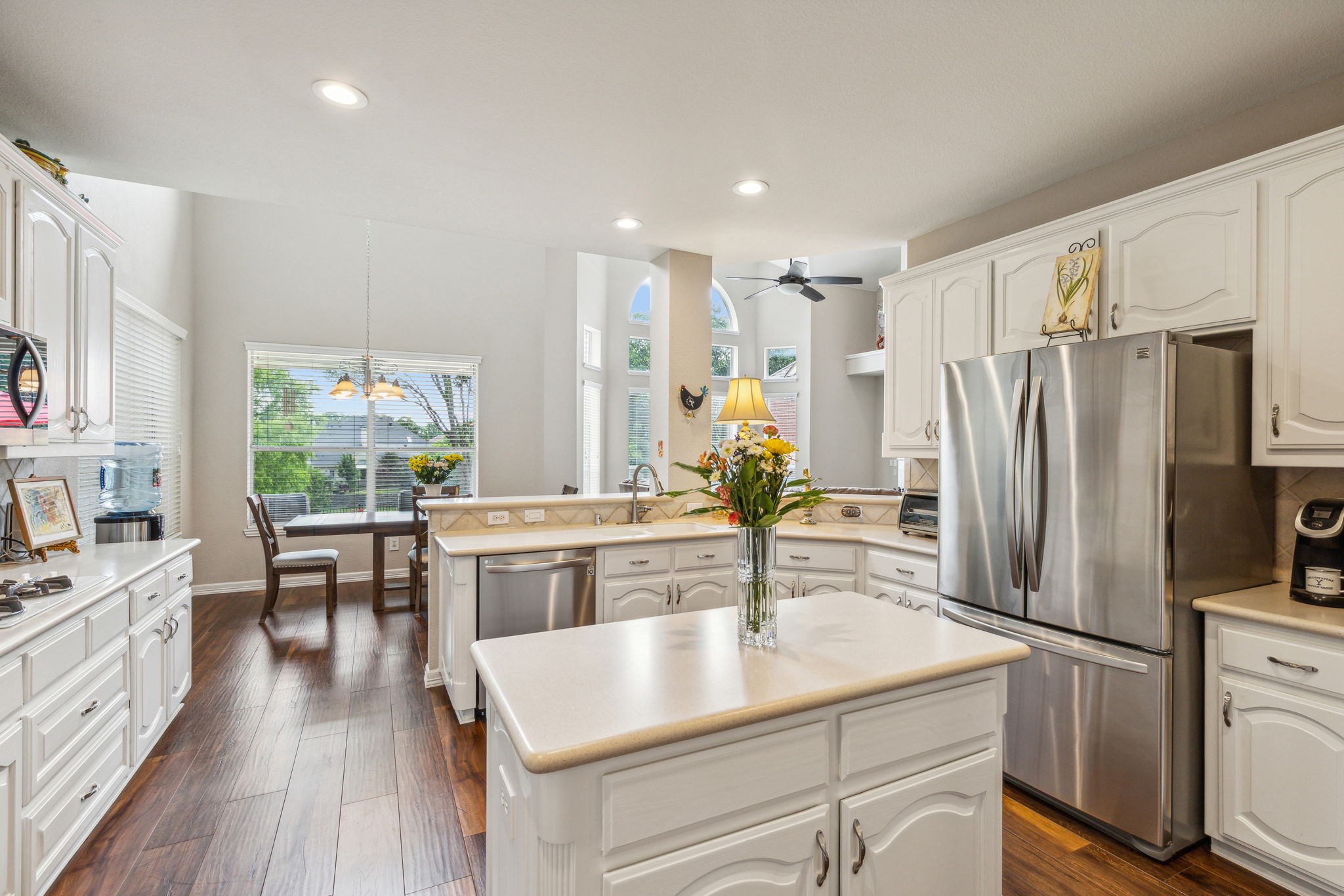 3915 Harvest Knoll Drive