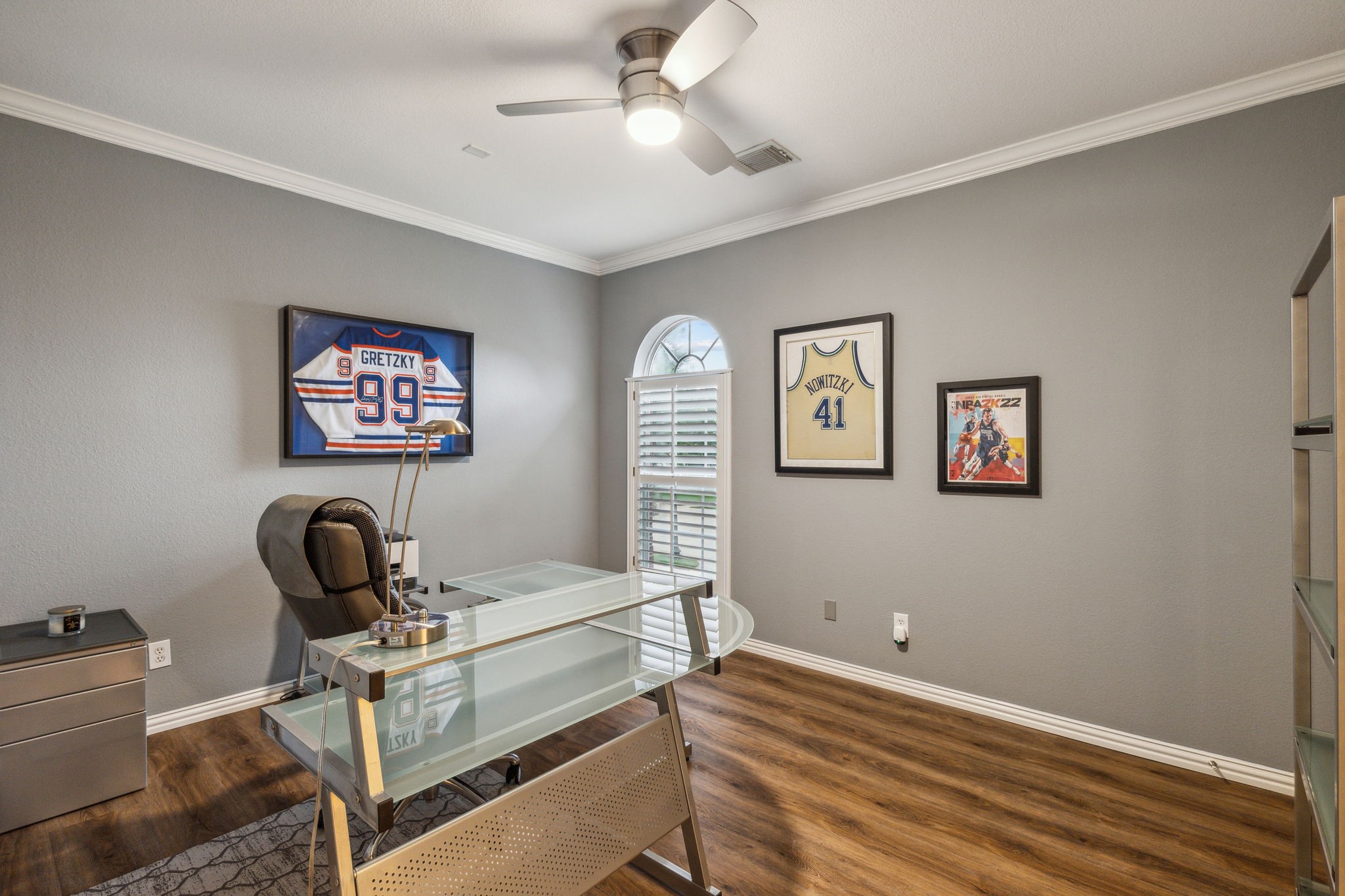 3915 Harvest Knoll Drive