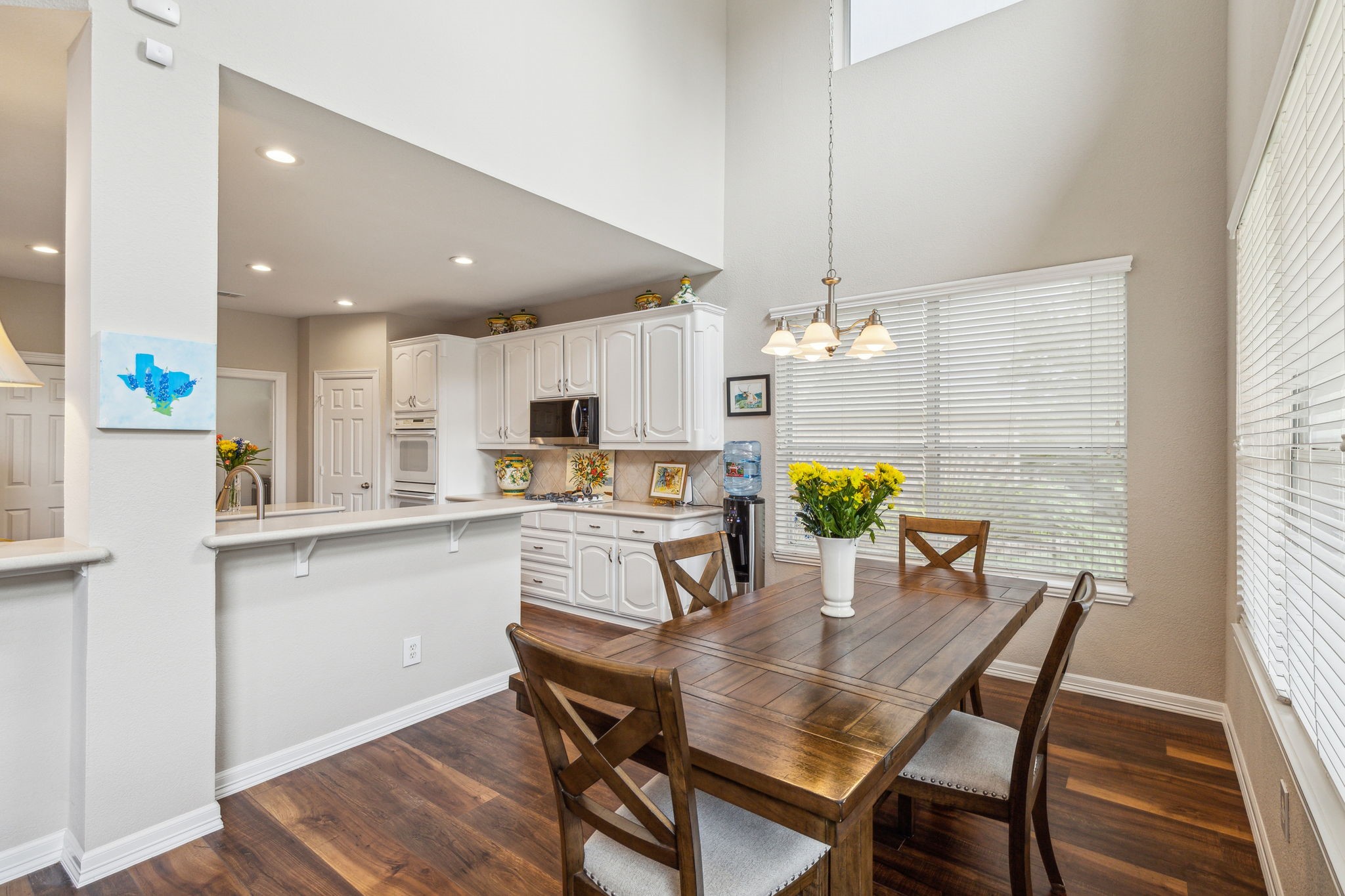 3915 Harvest Knoll Drive