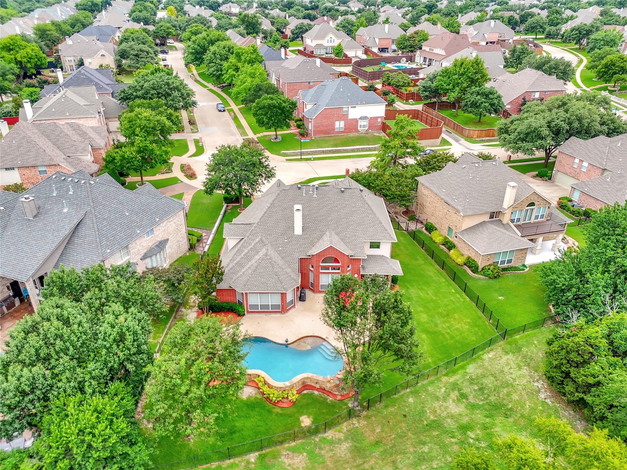 3915 Harvest Knoll Drive