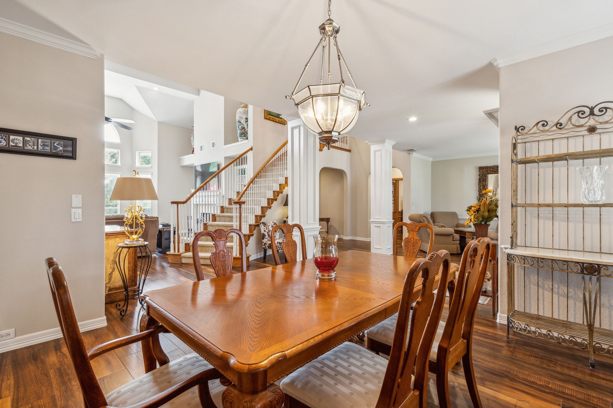 3915 Harvest Knoll Drive