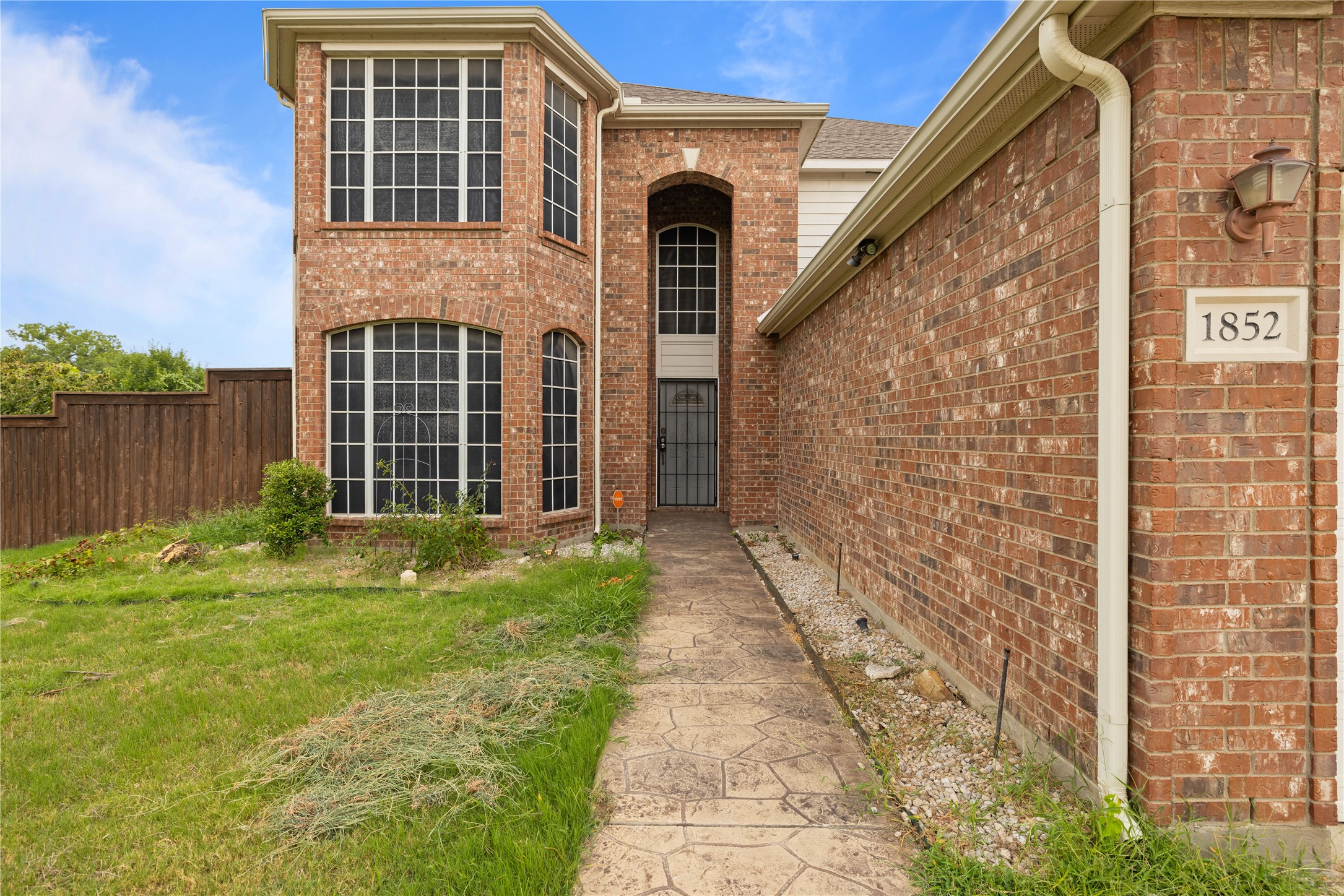 1852 Hidden Brook Drive