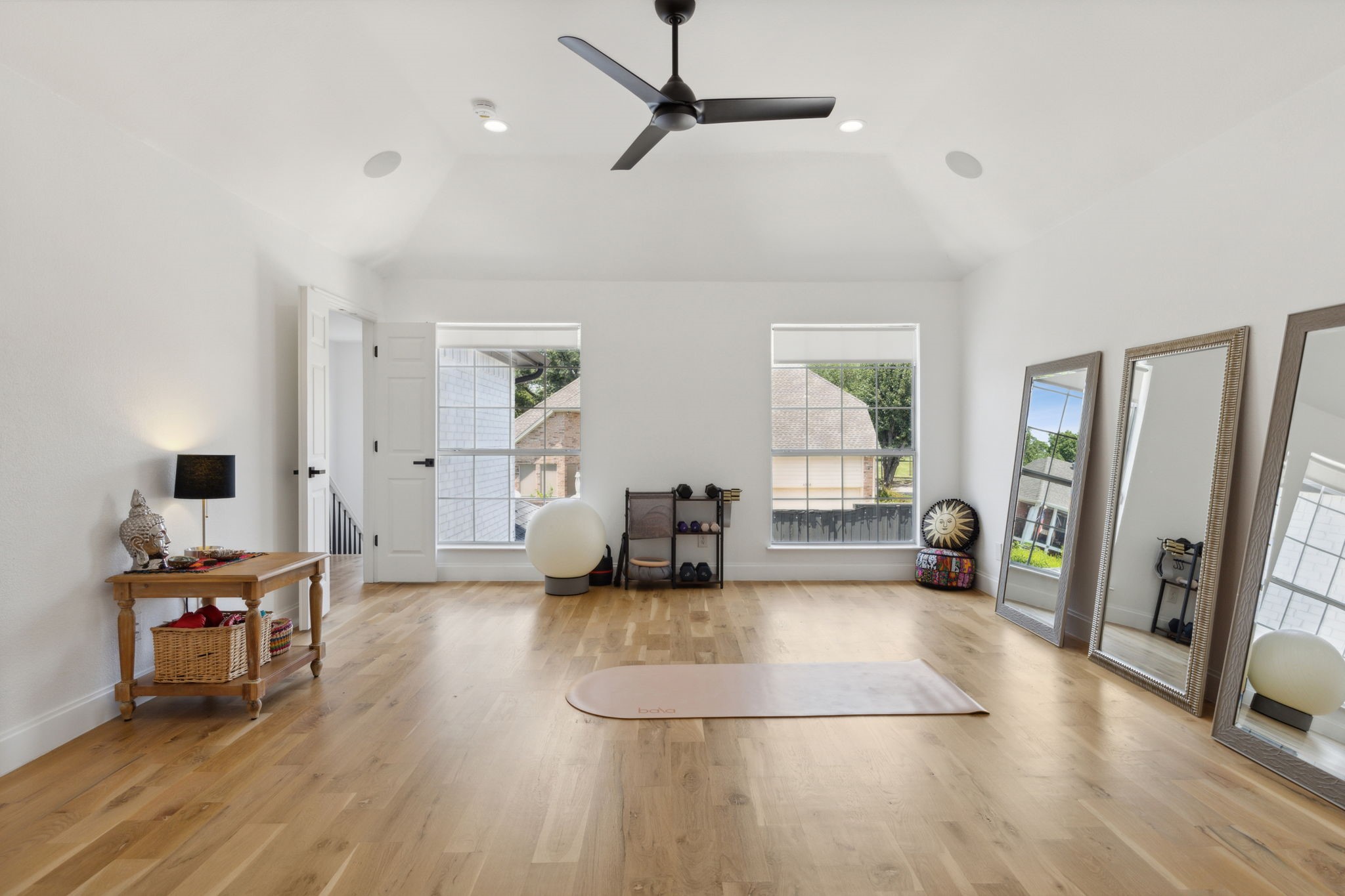 4549 Turnberry Court