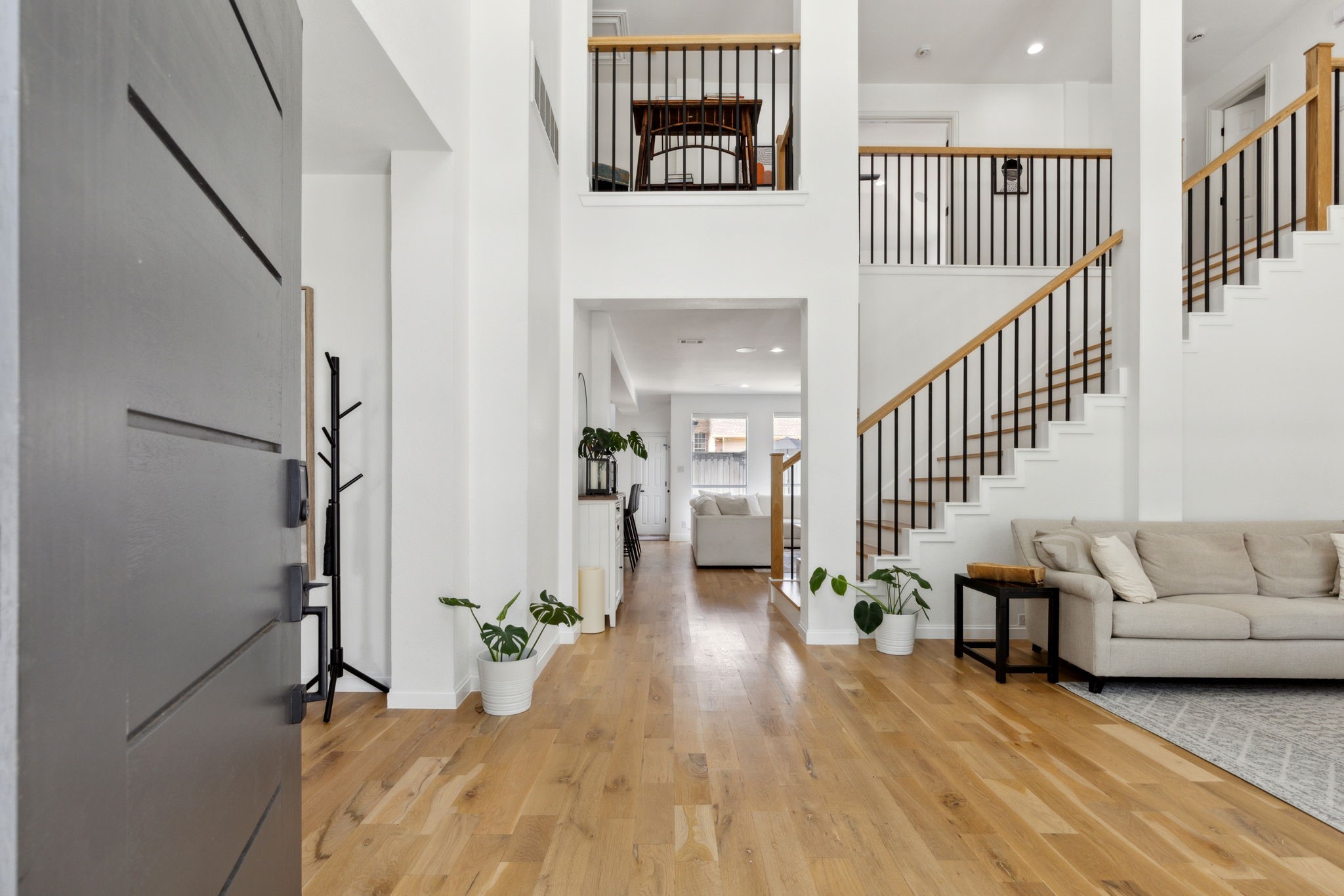 4549 Turnberry Court