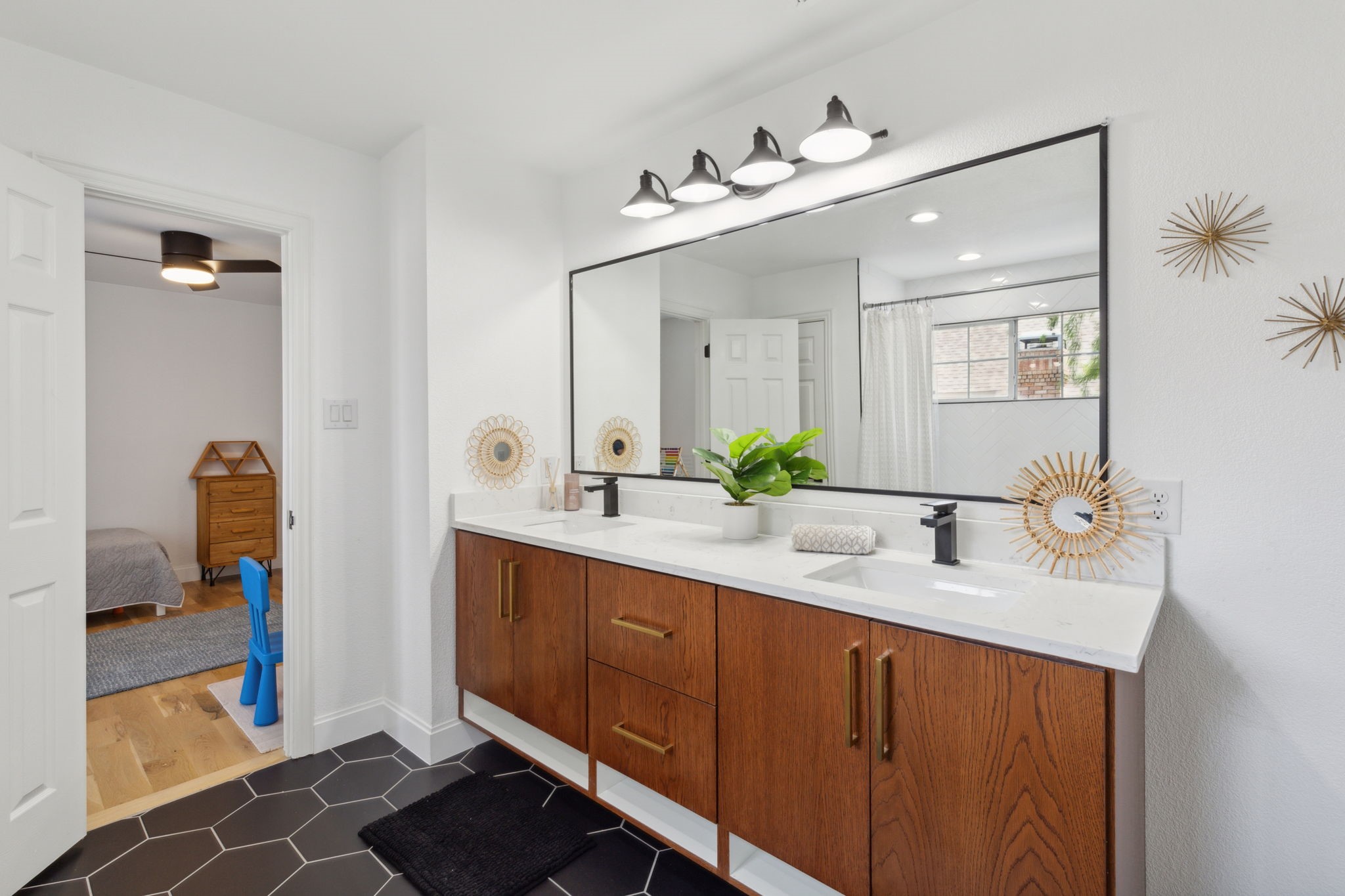 4549 Turnberry Court