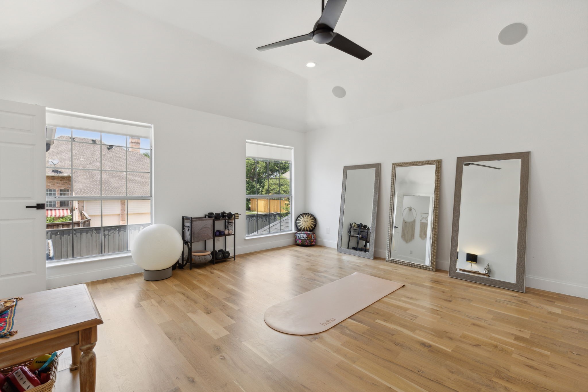 4549 Turnberry Court