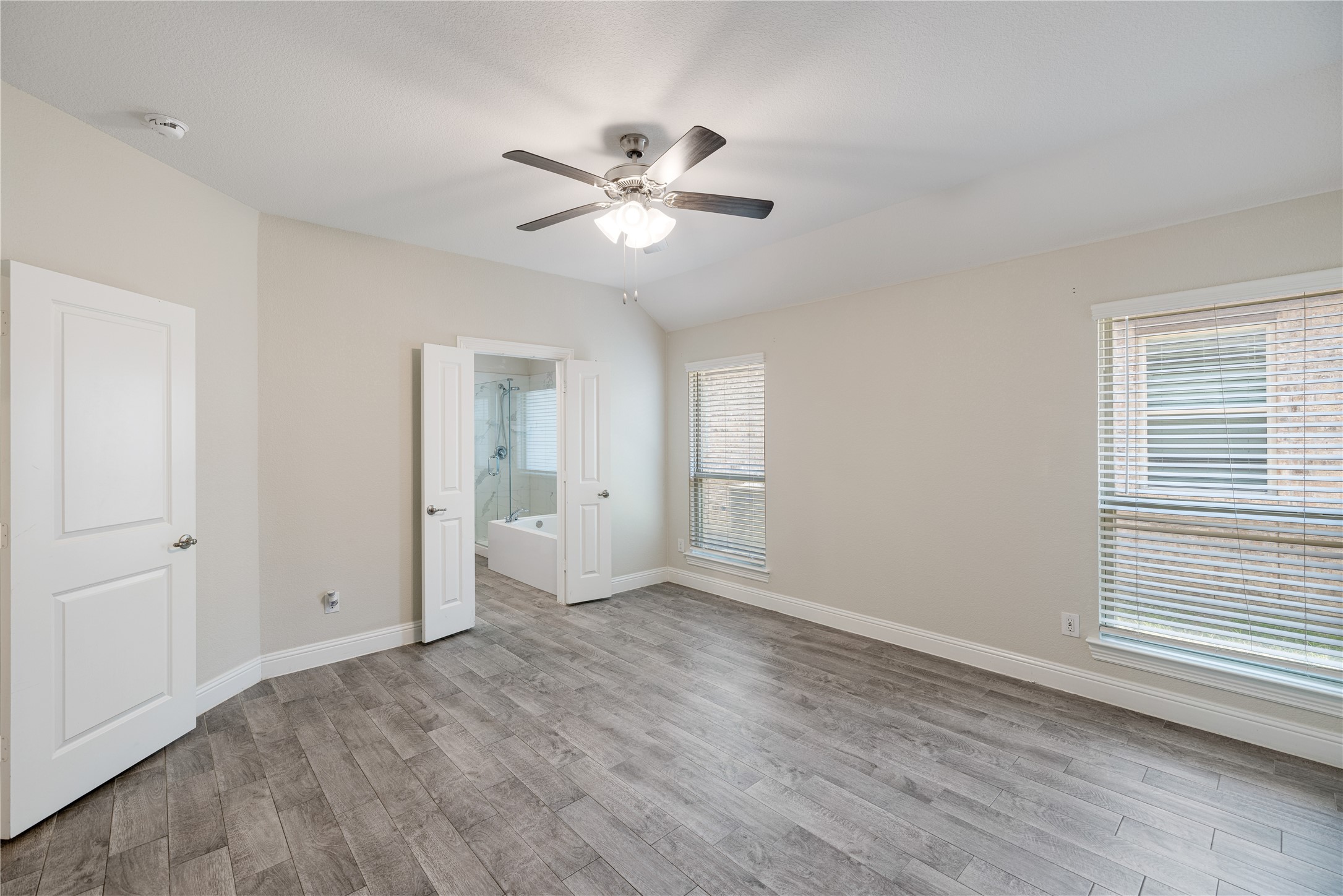 11301 Glover Lane