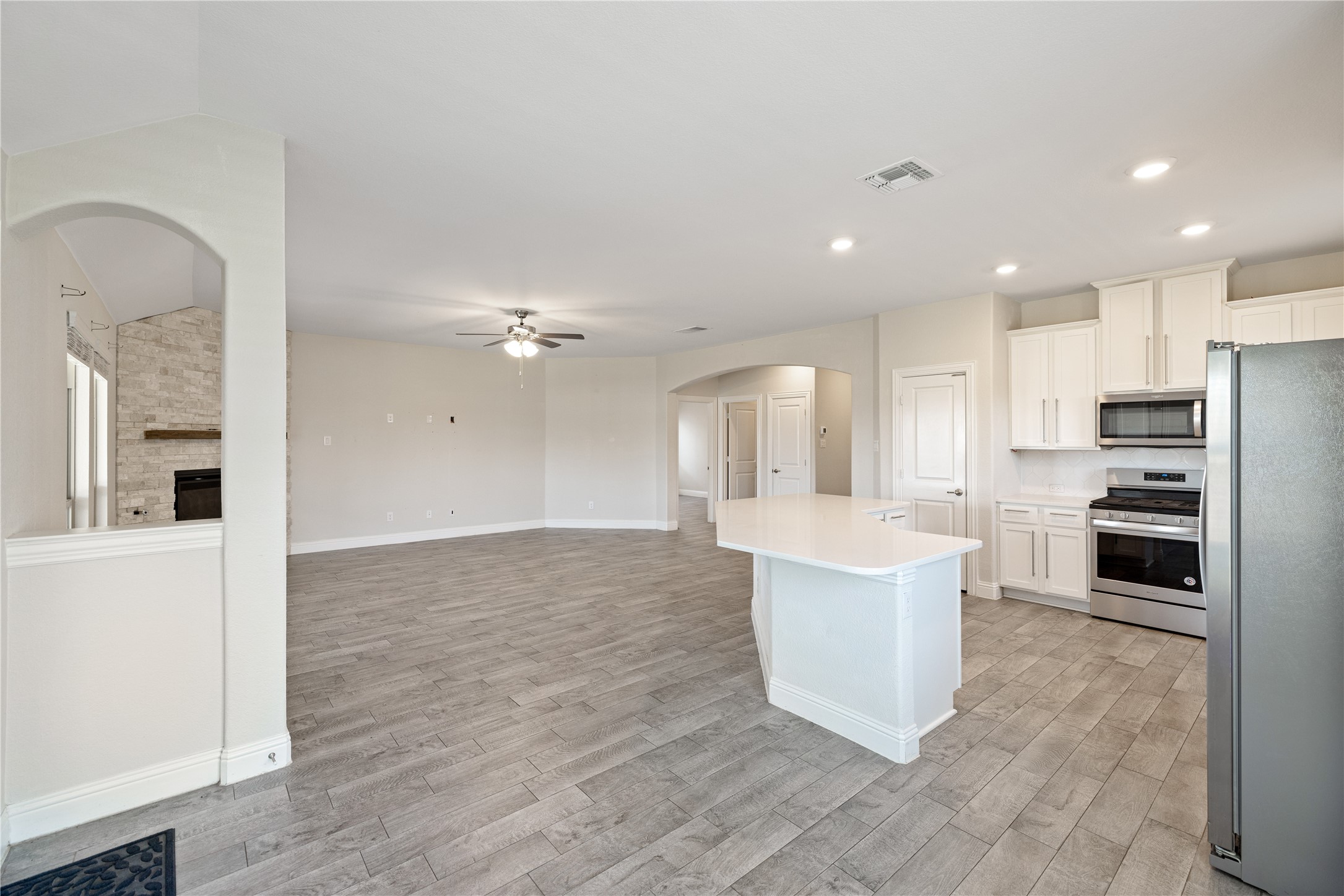 11301 Glover Lane