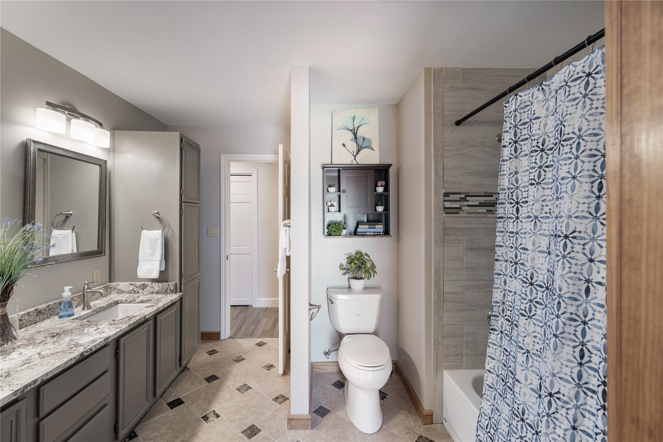 2305 Meadow Creek Drive