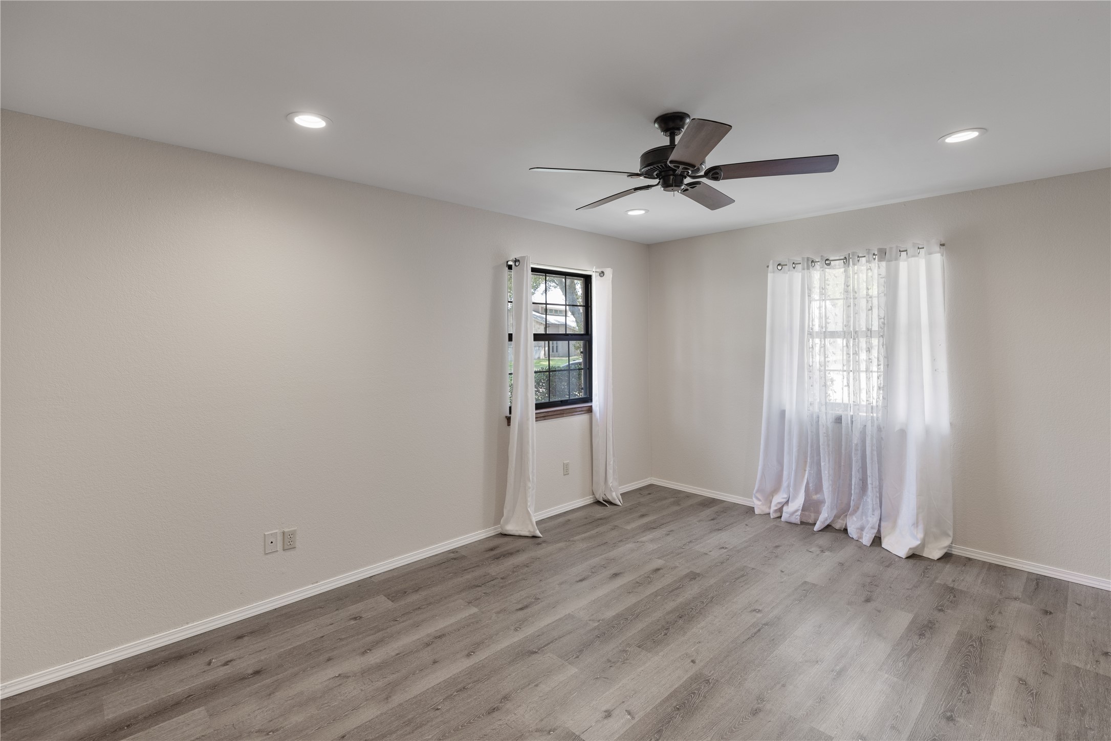 2305 Meadow Creek Drive