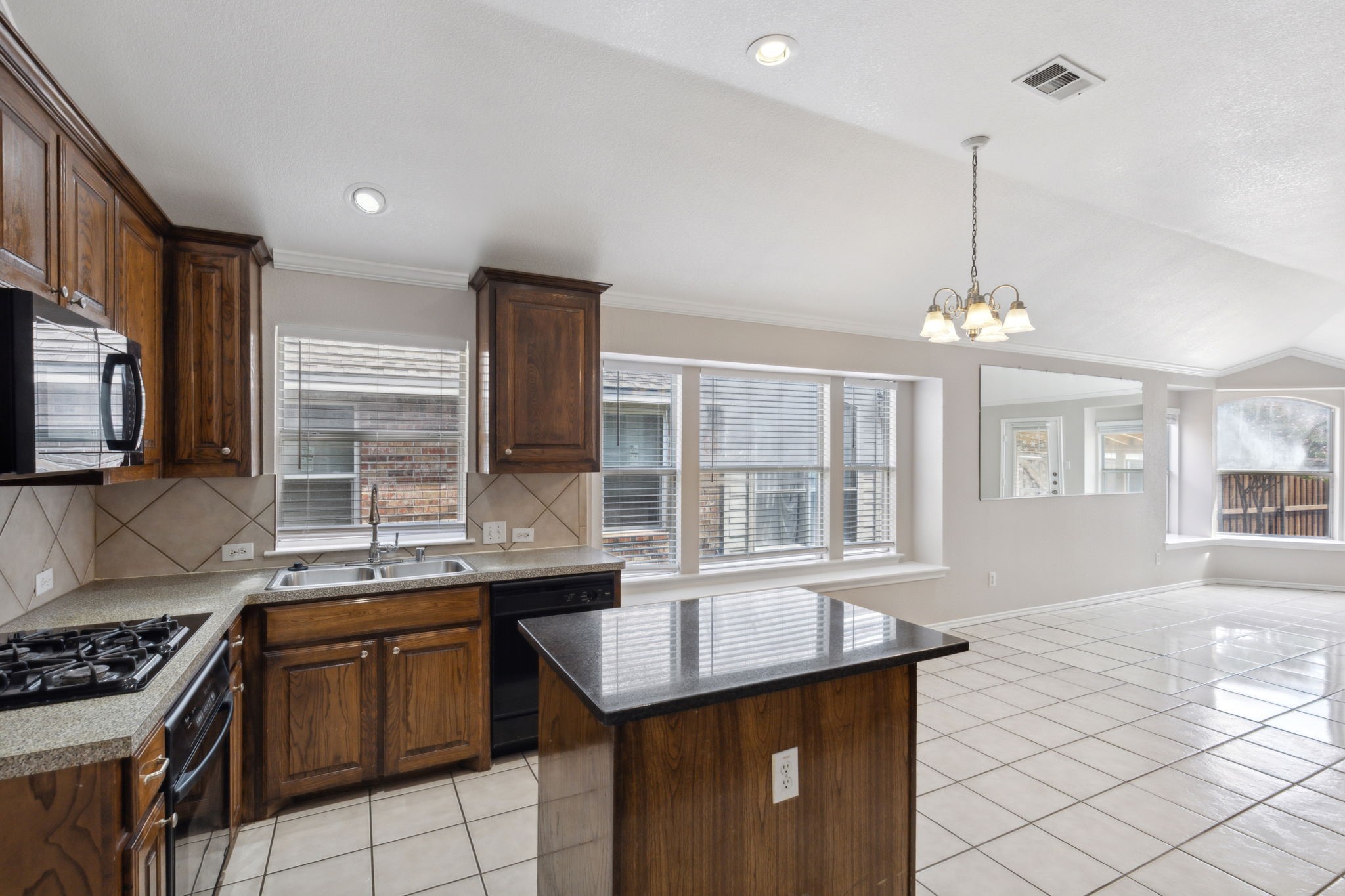 5621 Phoenix Drive