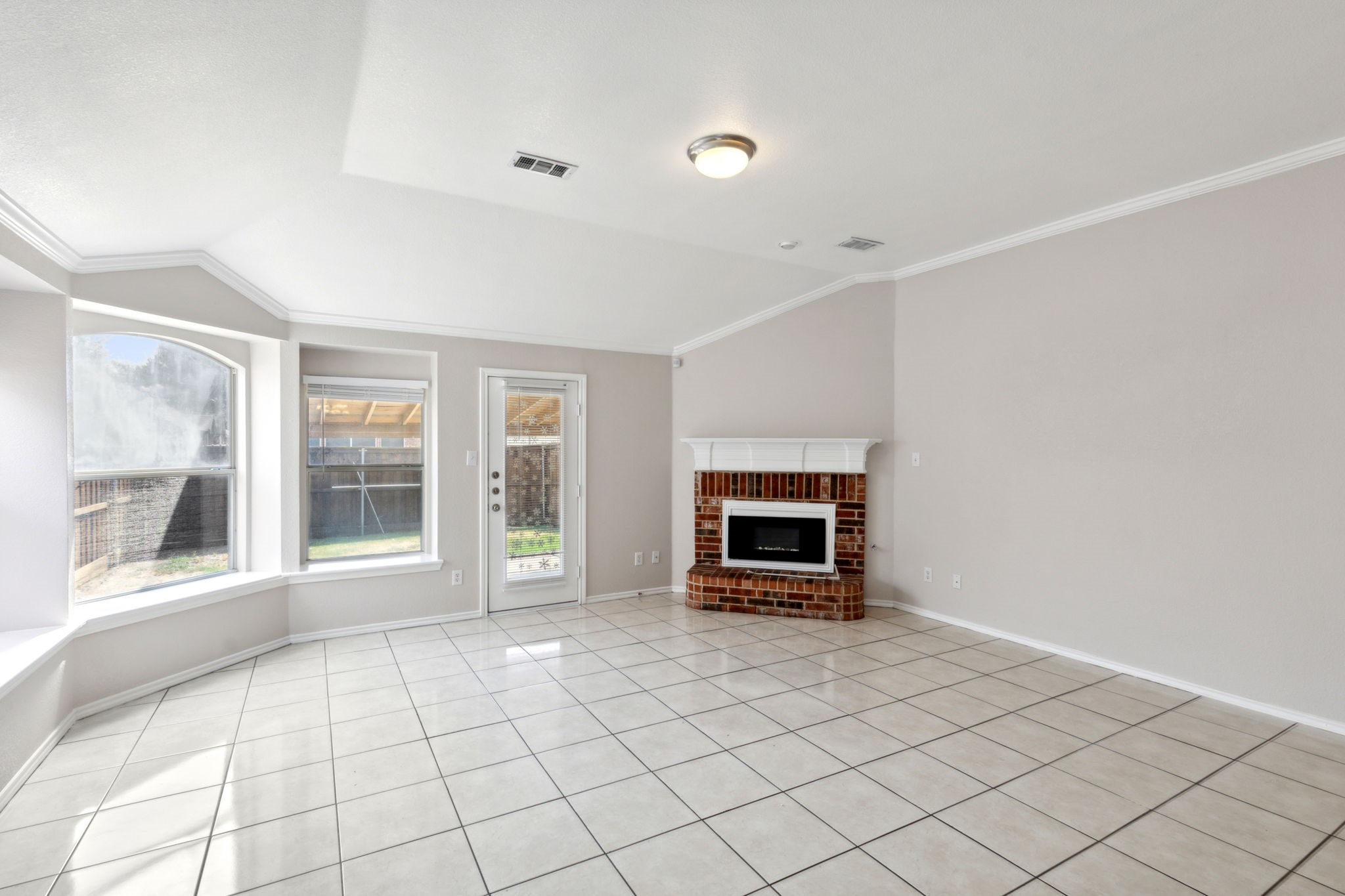 5621 Phoenix Drive