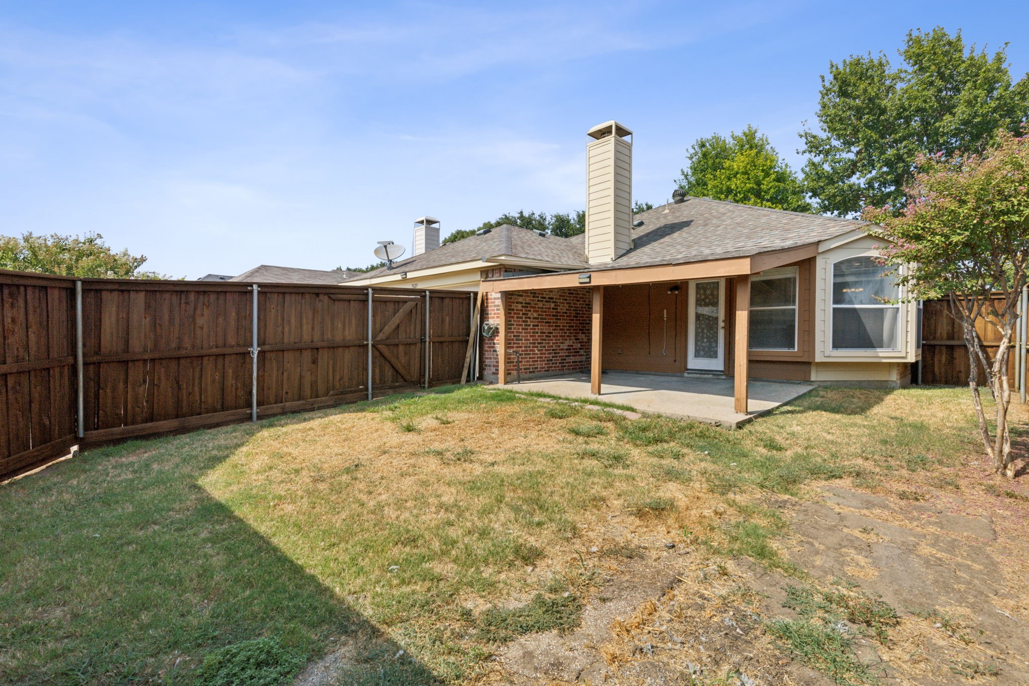 5621 Phoenix Drive