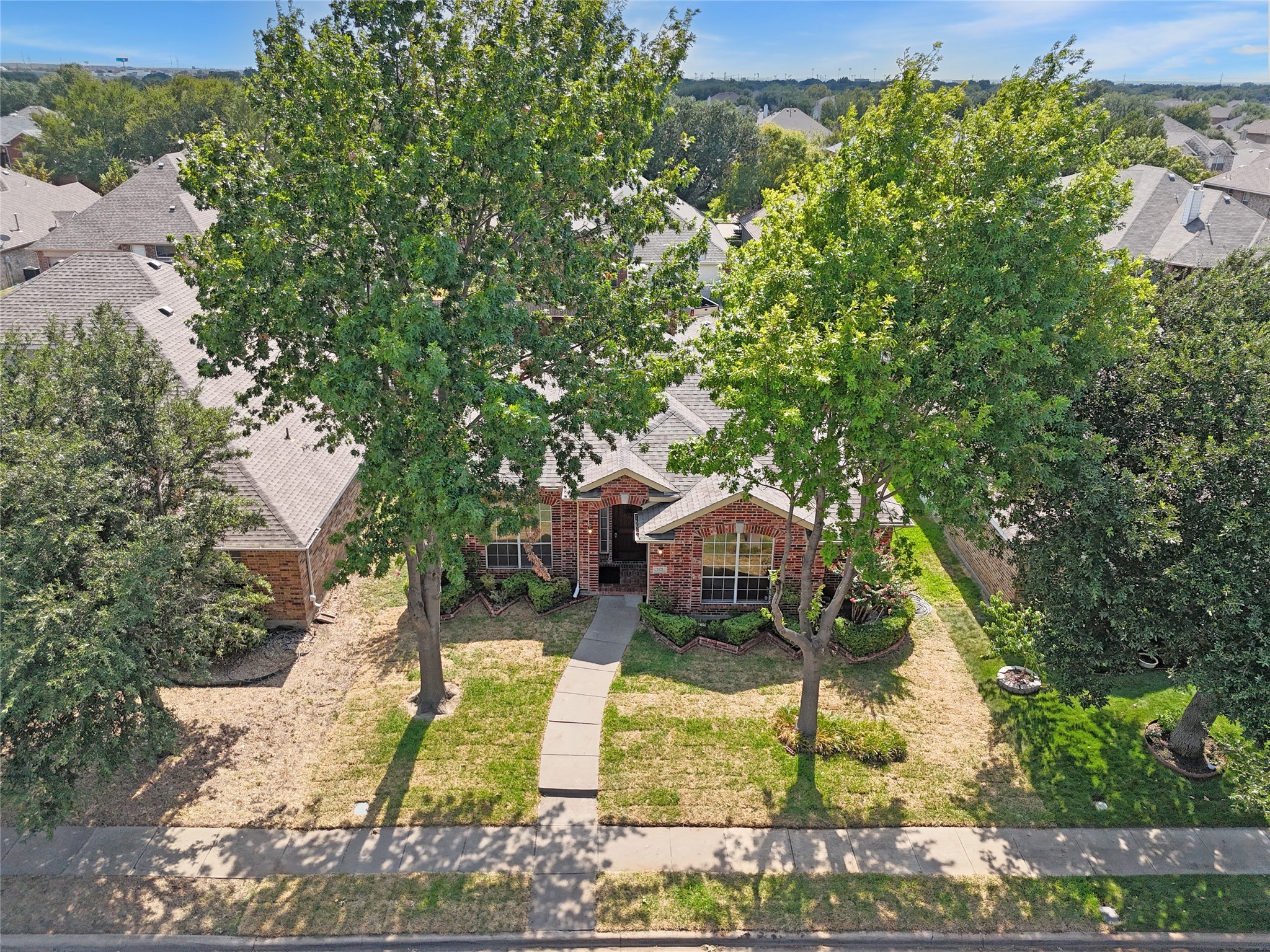 5621 Phoenix Drive