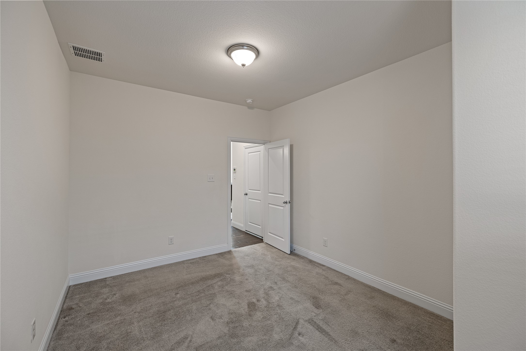 15713 Piedmont Park Drive
