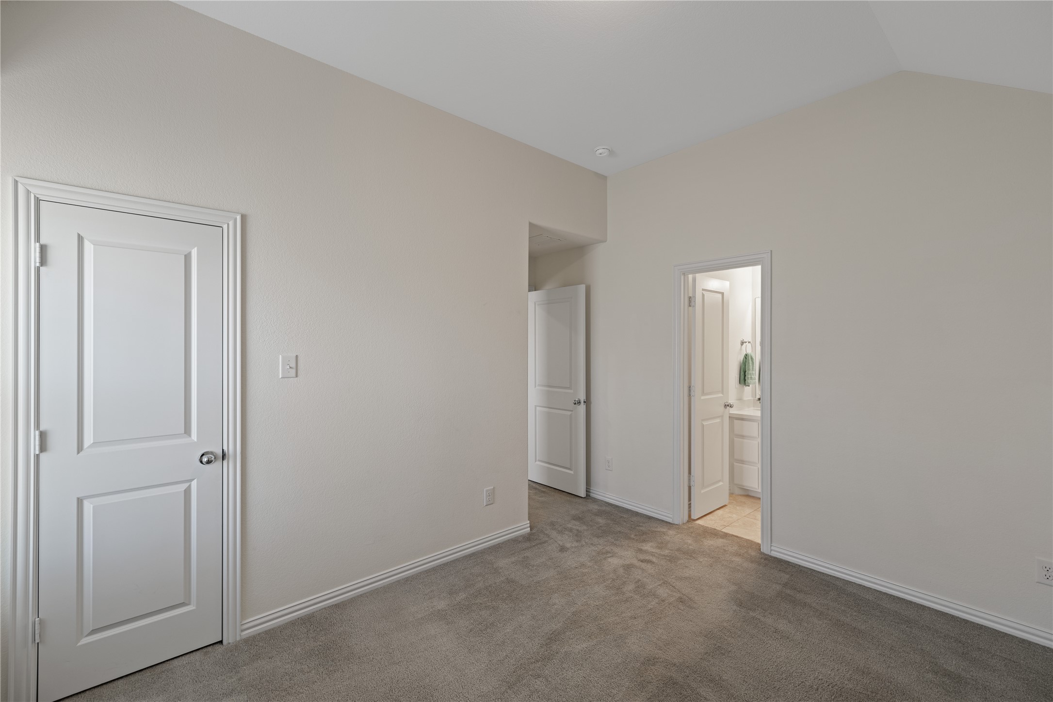 15713 Piedmont Park Drive