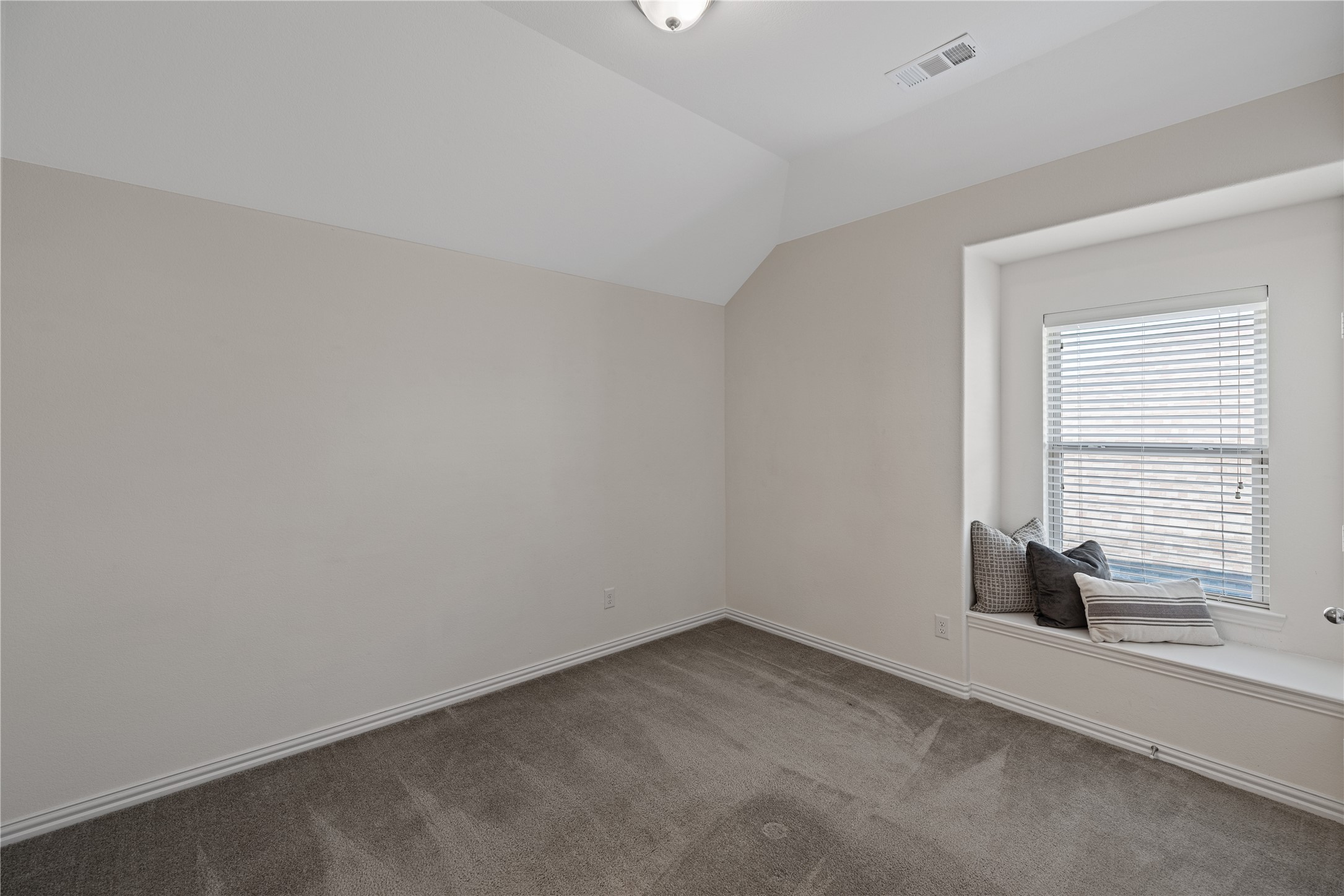 15713 Piedmont Park Drive