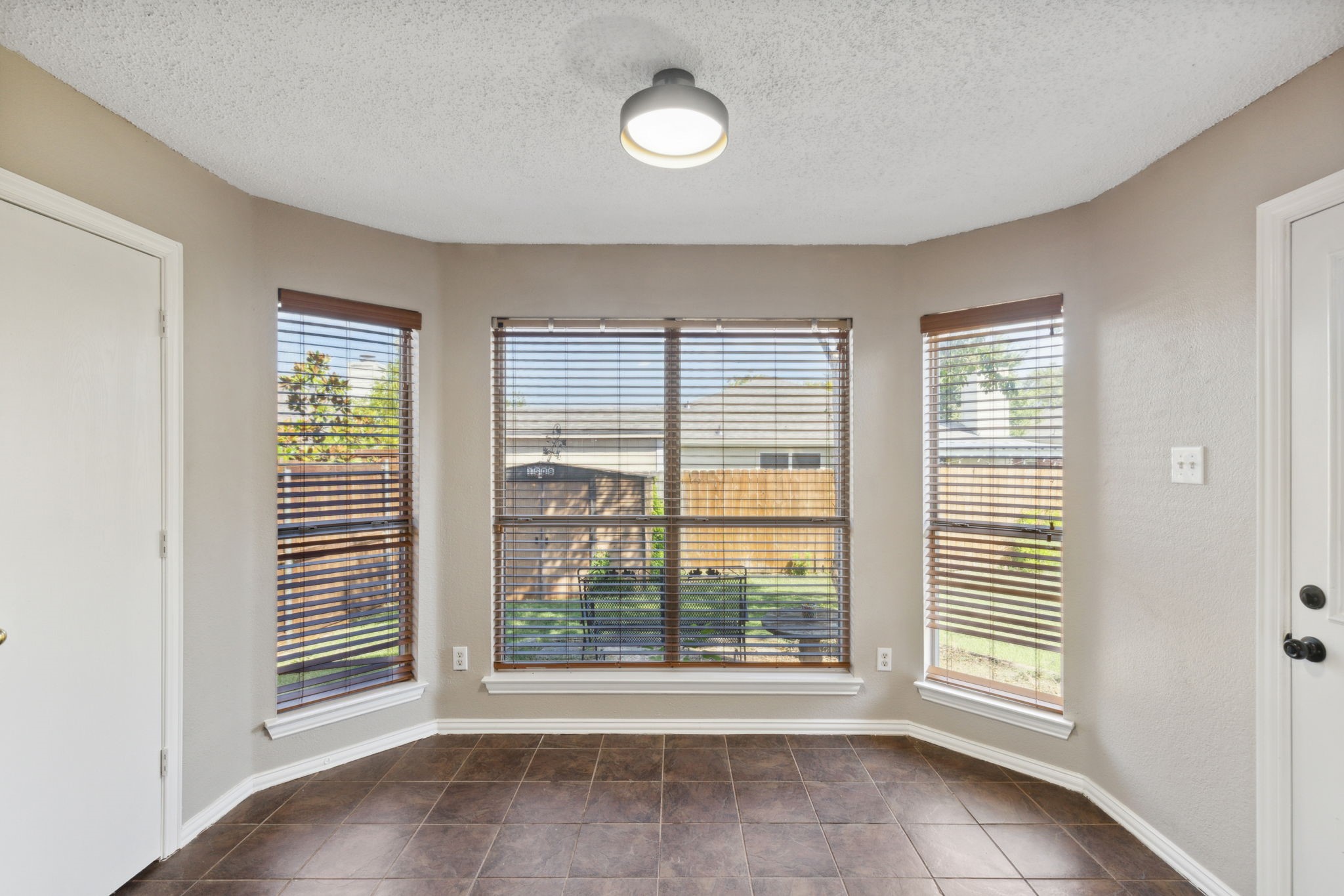 1509 Lakeshore Drive