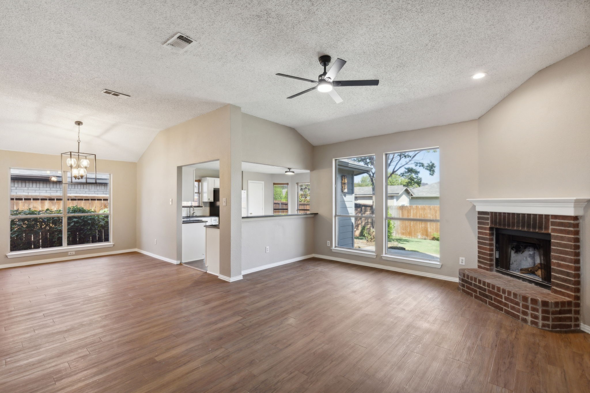 1509 Lakeshore Drive