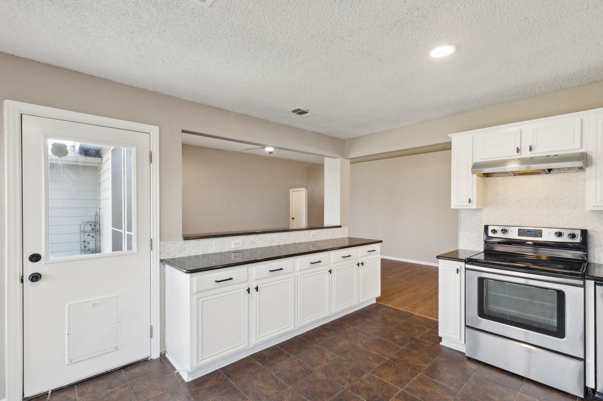1509 Lakeshore Drive