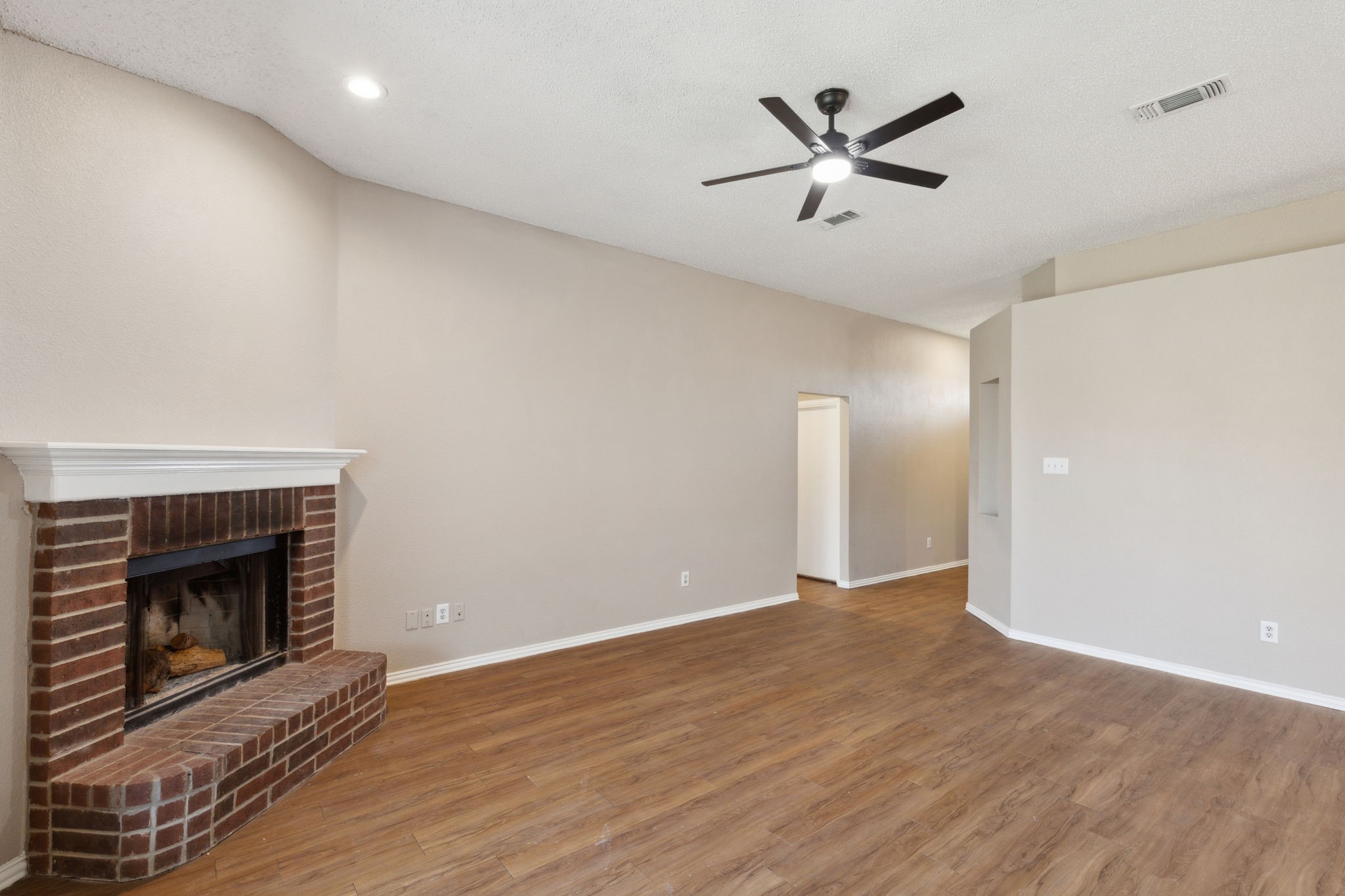 1509 Lakeshore Drive