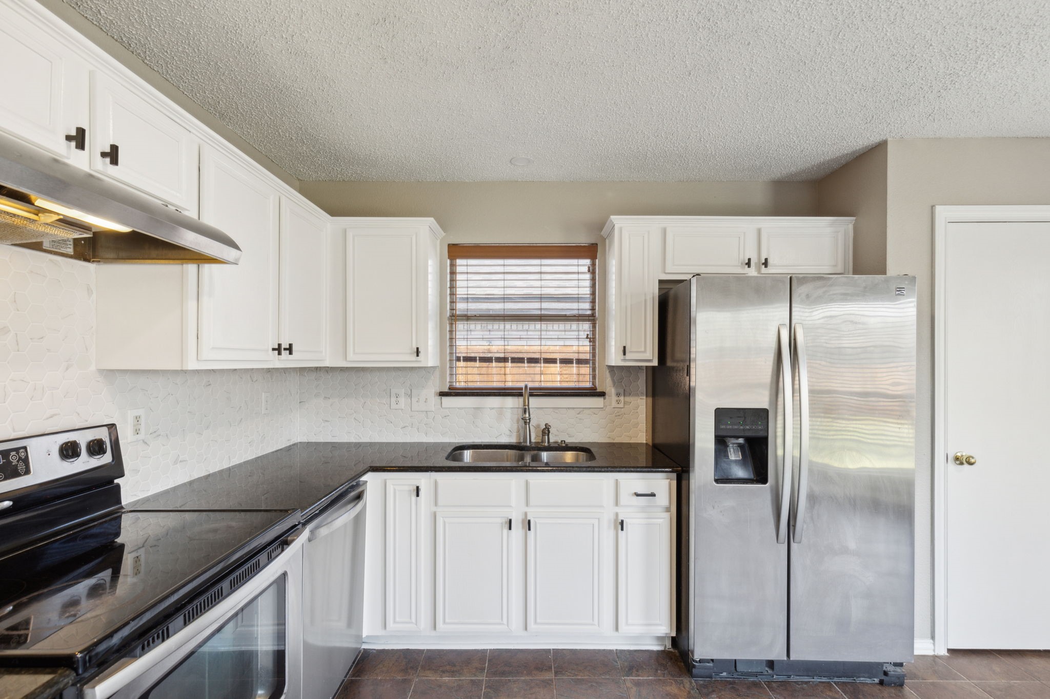 1509 Lakeshore Drive
