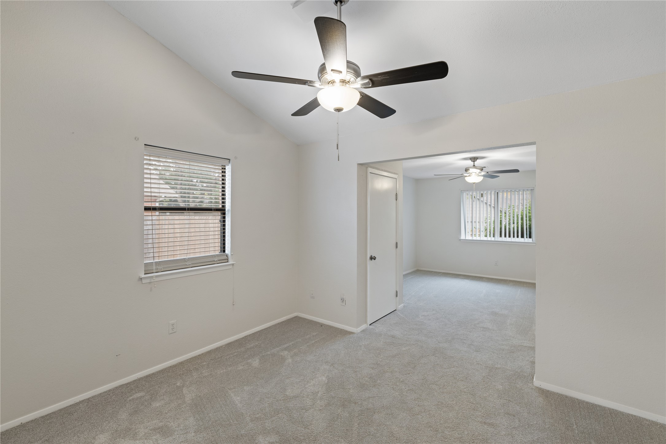 3207 Cliffview Drive